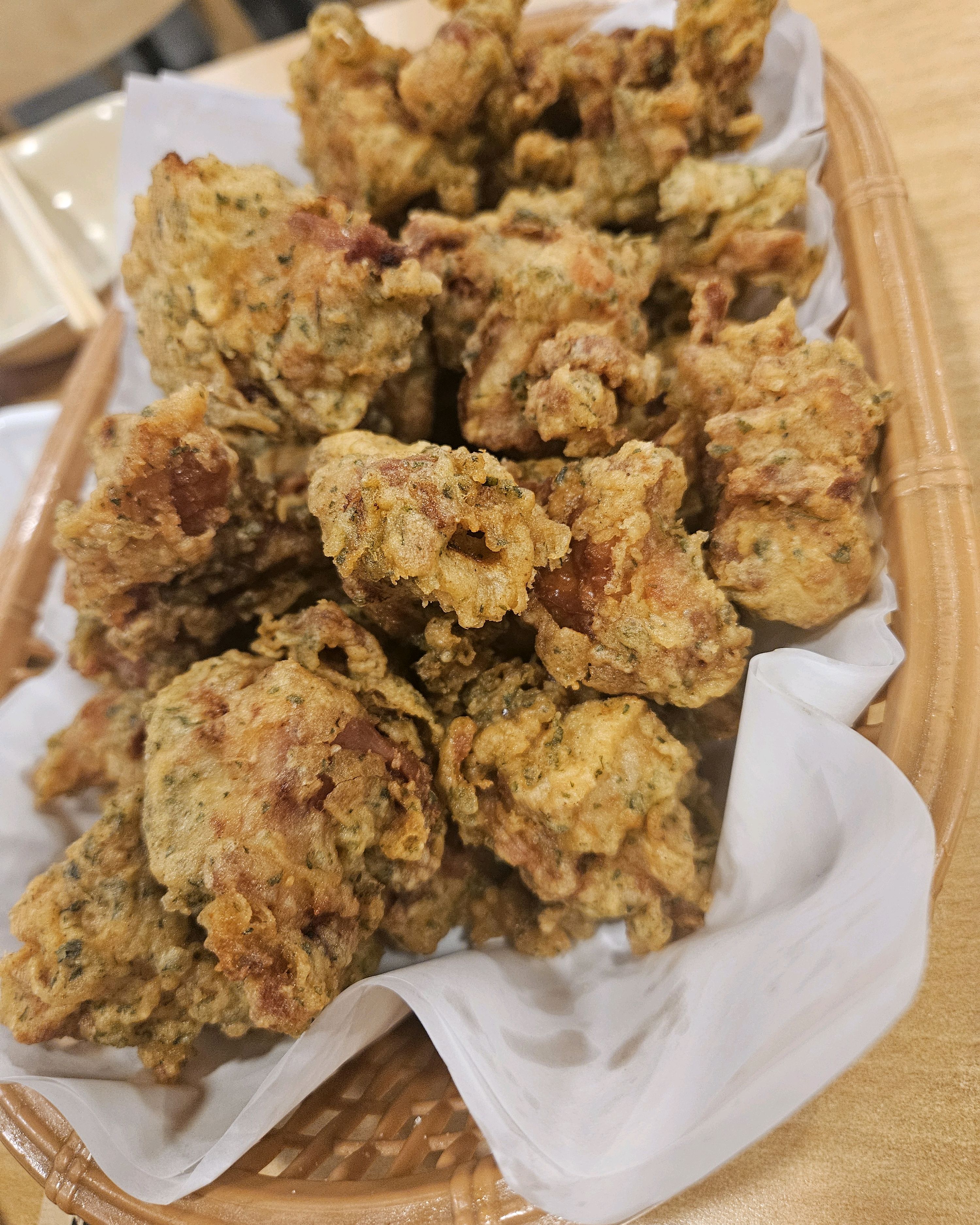 포장만 하다가 매장에서 바로 먹었는데 - 인천 맛집 신포야채치킨 신포시장본점