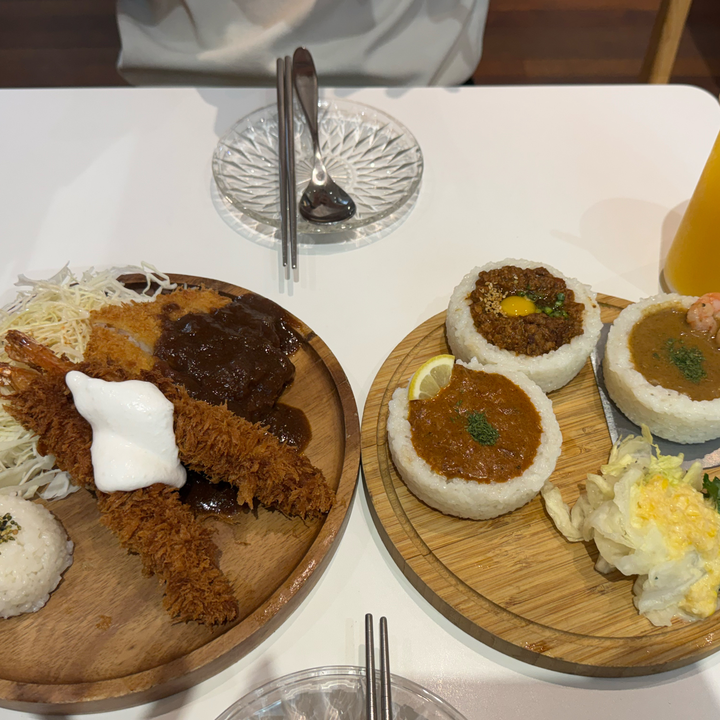 카레 맛집이라고 해서 와봤는데 너무 맛있어요!! 사장님도 친절하시구 다음에도 또 올게용ㅎㅎ