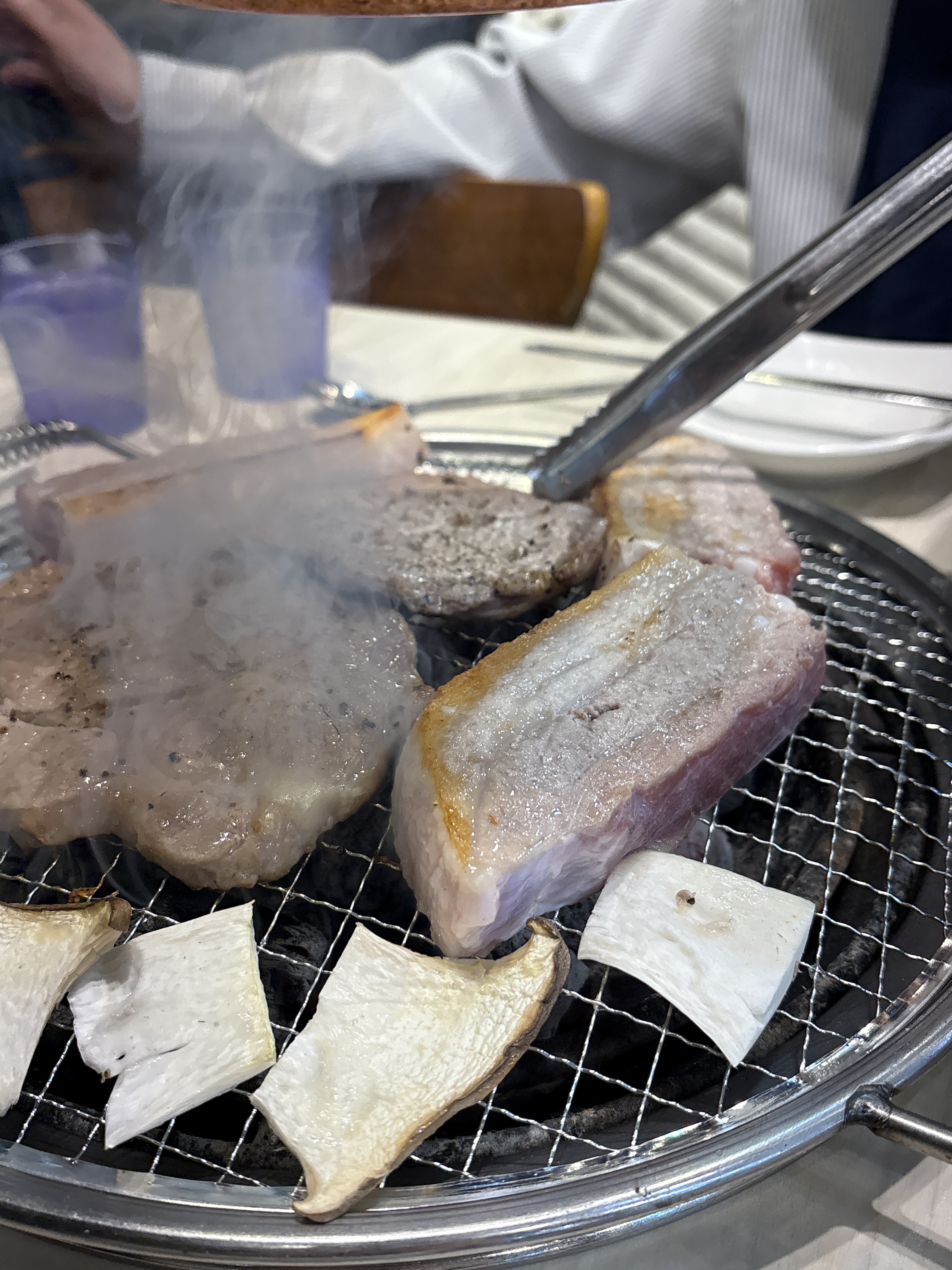 12시까지하는 명륜진사라니.. - 영통 맛집 명륜진사갈비 수원영통구청점