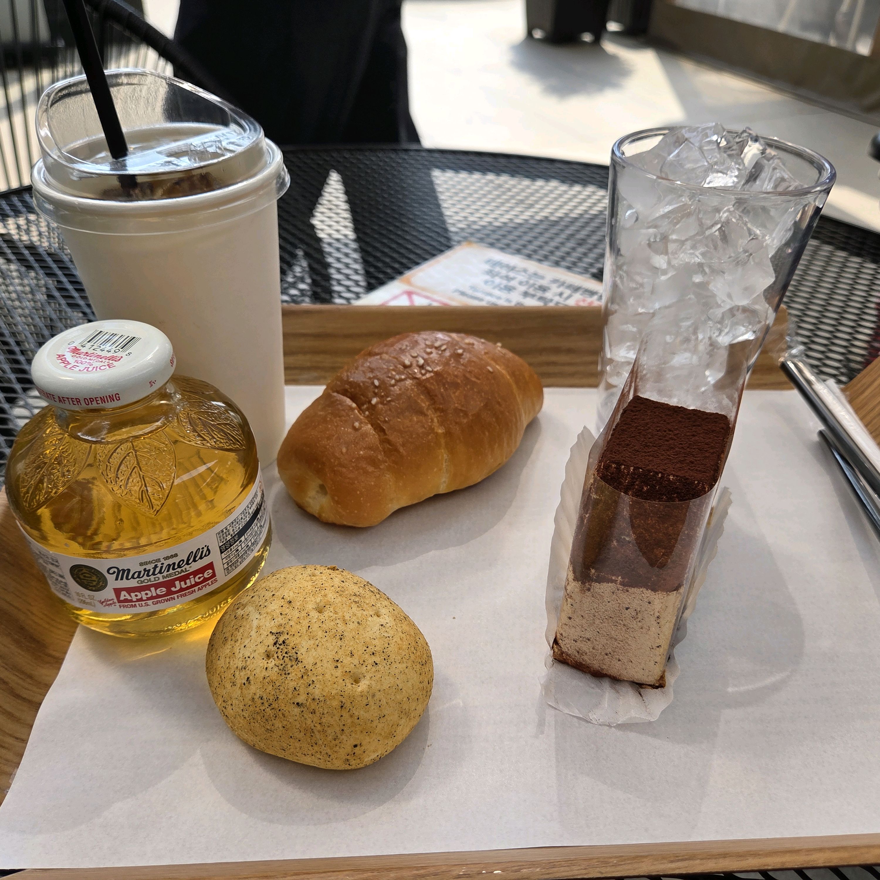 인천송도 뷰맛집 카페 빵도 맛있고 음료맛있어요 - 인천 맛집 빵쌤 센트럴파크점