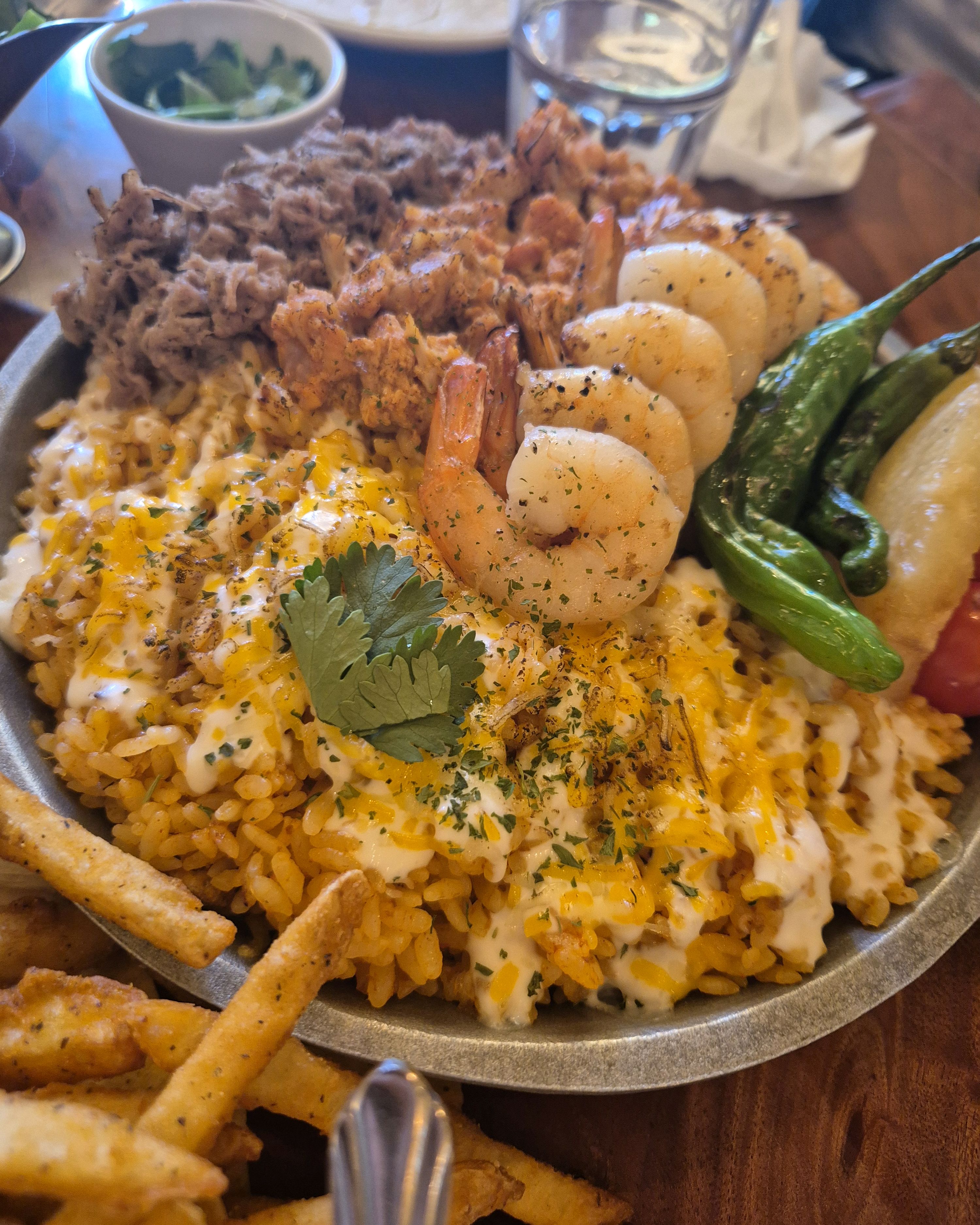 부모님 모시고 특별한 음식 먹기위해 멕시칸음식점 왔는데, 세트구성도 괜찮고 맛도 맛있네요~