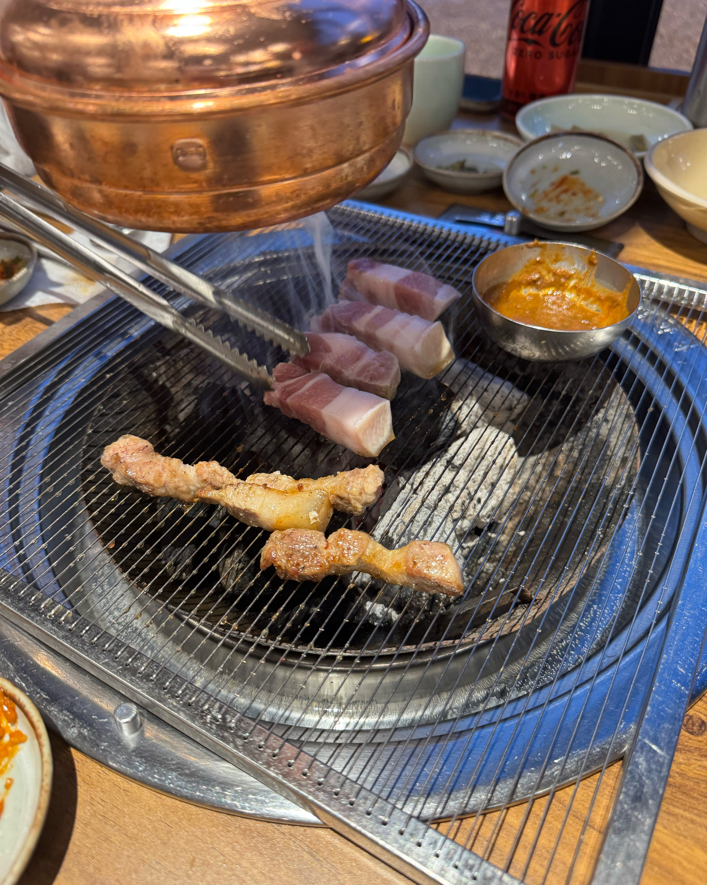 직원분들 다들 너무 친절하시고 흑돼지 너무너무 맛있어요👍🏻👍🏻라운딩후에 식사 강추 - 인천 맛집 칠돈가 청라점