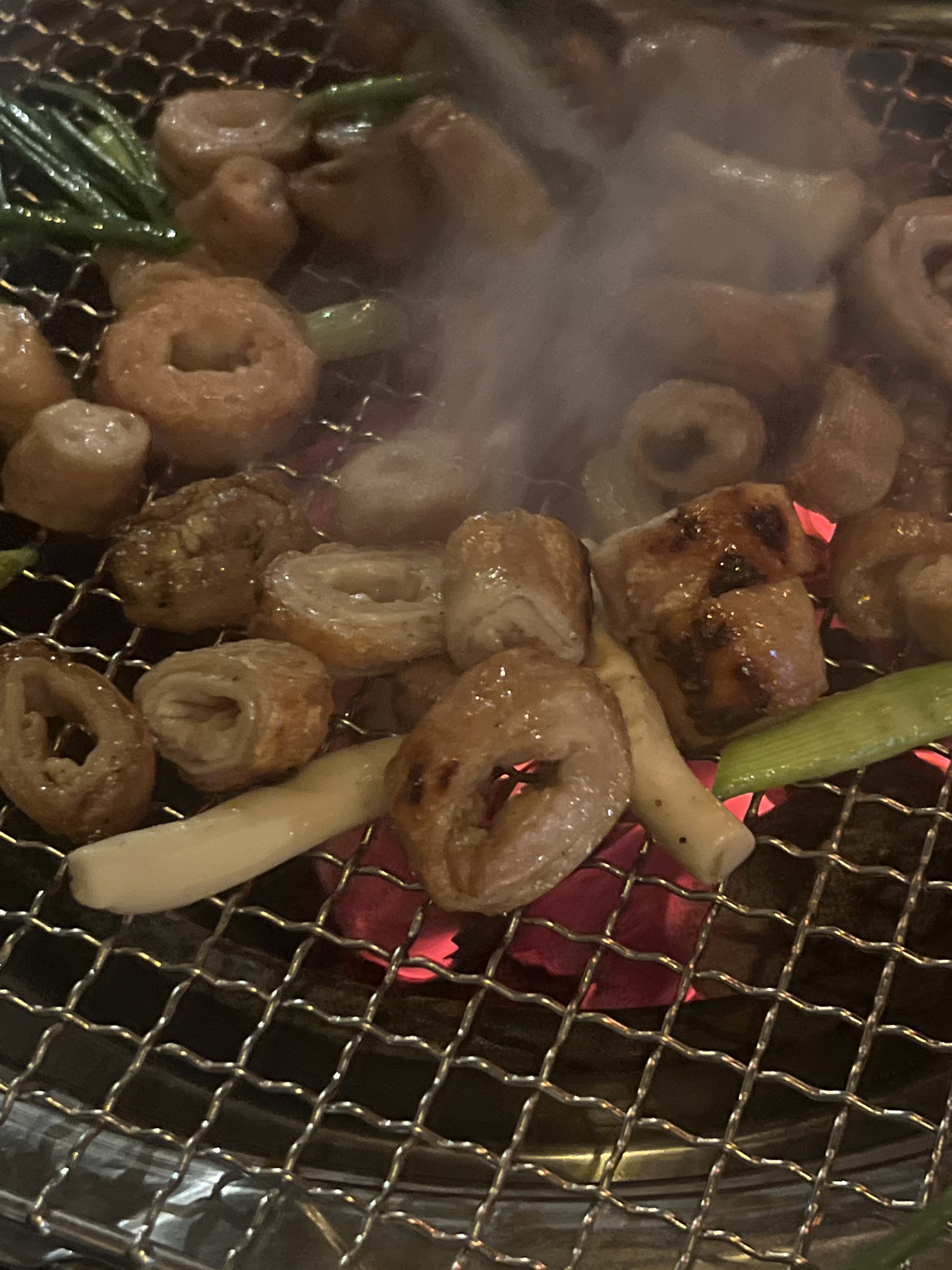 막창 엄청 맛있다고 지인한테 추천받아서 왔는데 막창이 엄청 고소하고 기본반찬으로 나오는 떡