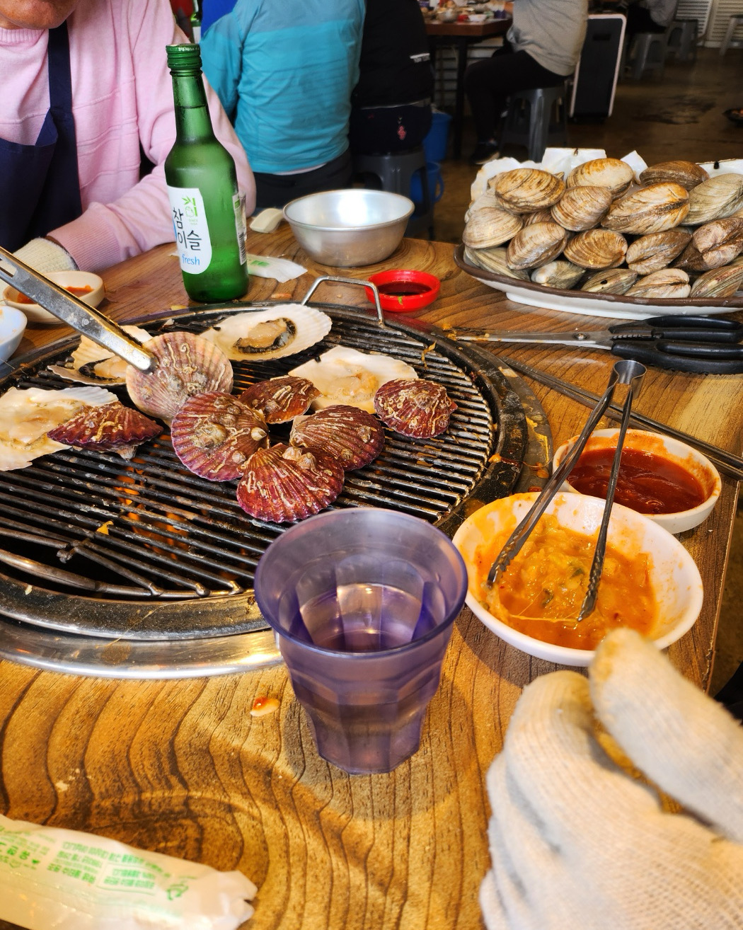 너무 맛있습니다. 무한리필이라 무제한으로 먹을 수 있어서 좋았어여 - 인천 맛집 전라도대왕조개구이 월미도본점
