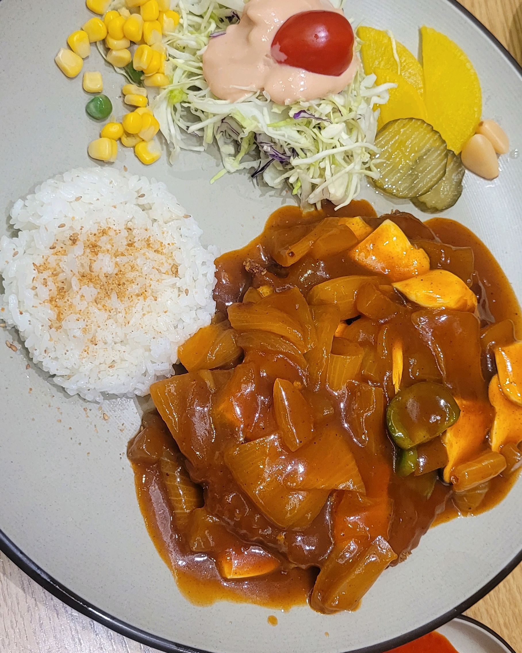 콩국이랑 돈가스. 비빔국수 - 대구 맛집 제일콩국