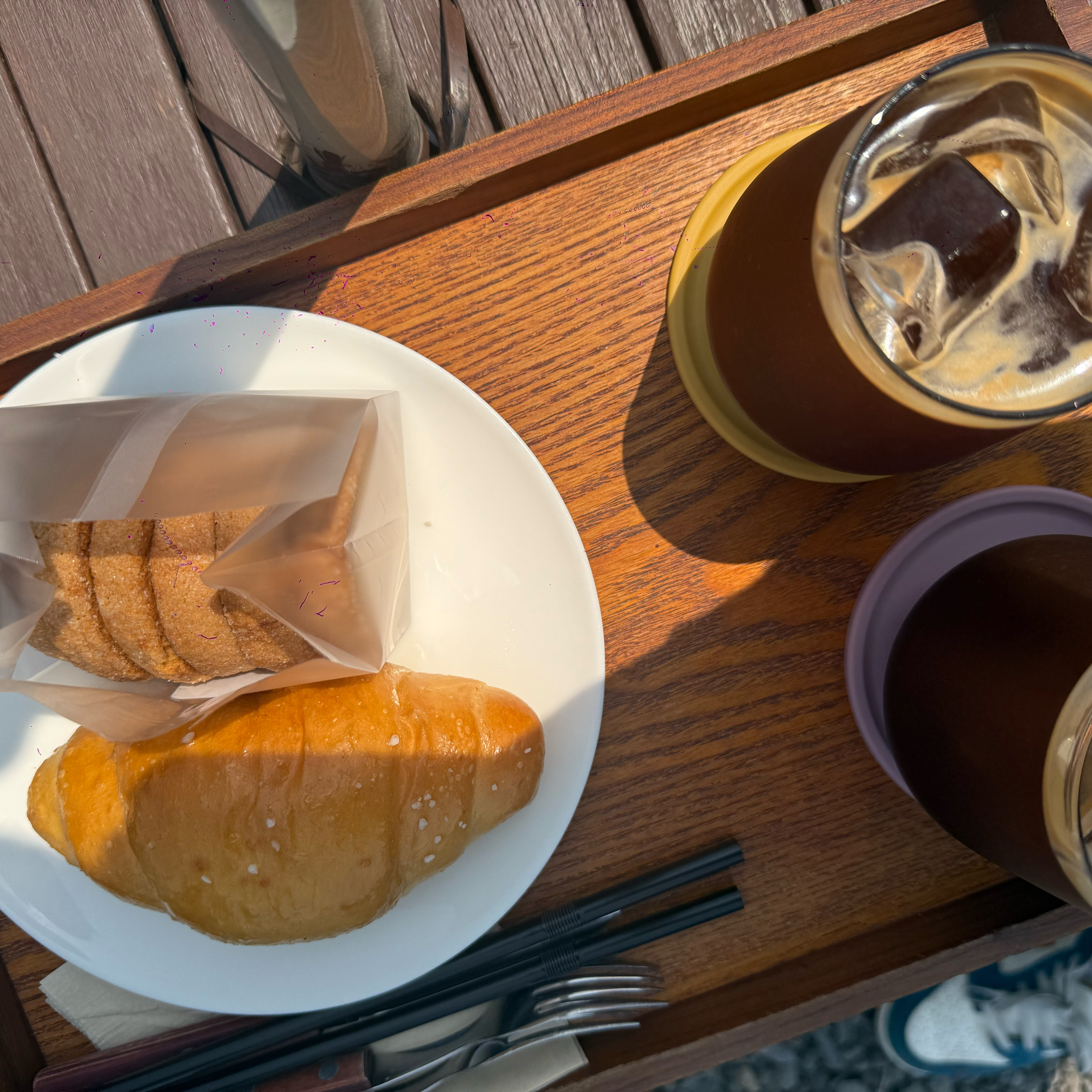 제주 조천카페, 제주 신촌 카페 , 조천읍 카페 맛집입니다!!! - 제주 맛집 아라파파북촌 세화구좌김녕종달리코난비치 도민현지인점심동쪽