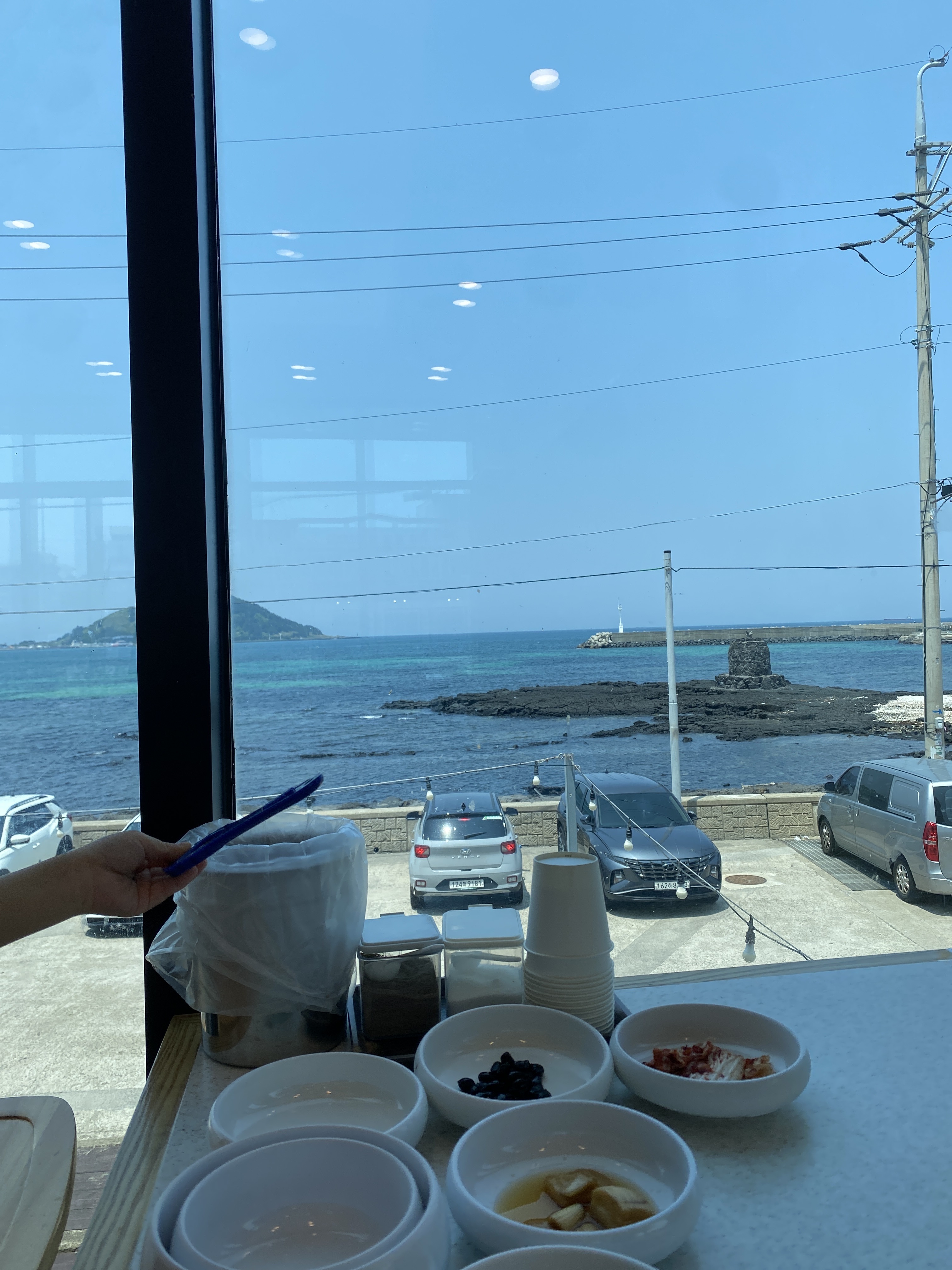 뷰 너무 좋아요 친절하세요! - 제주 맛집 제주갈치도 협재 본점