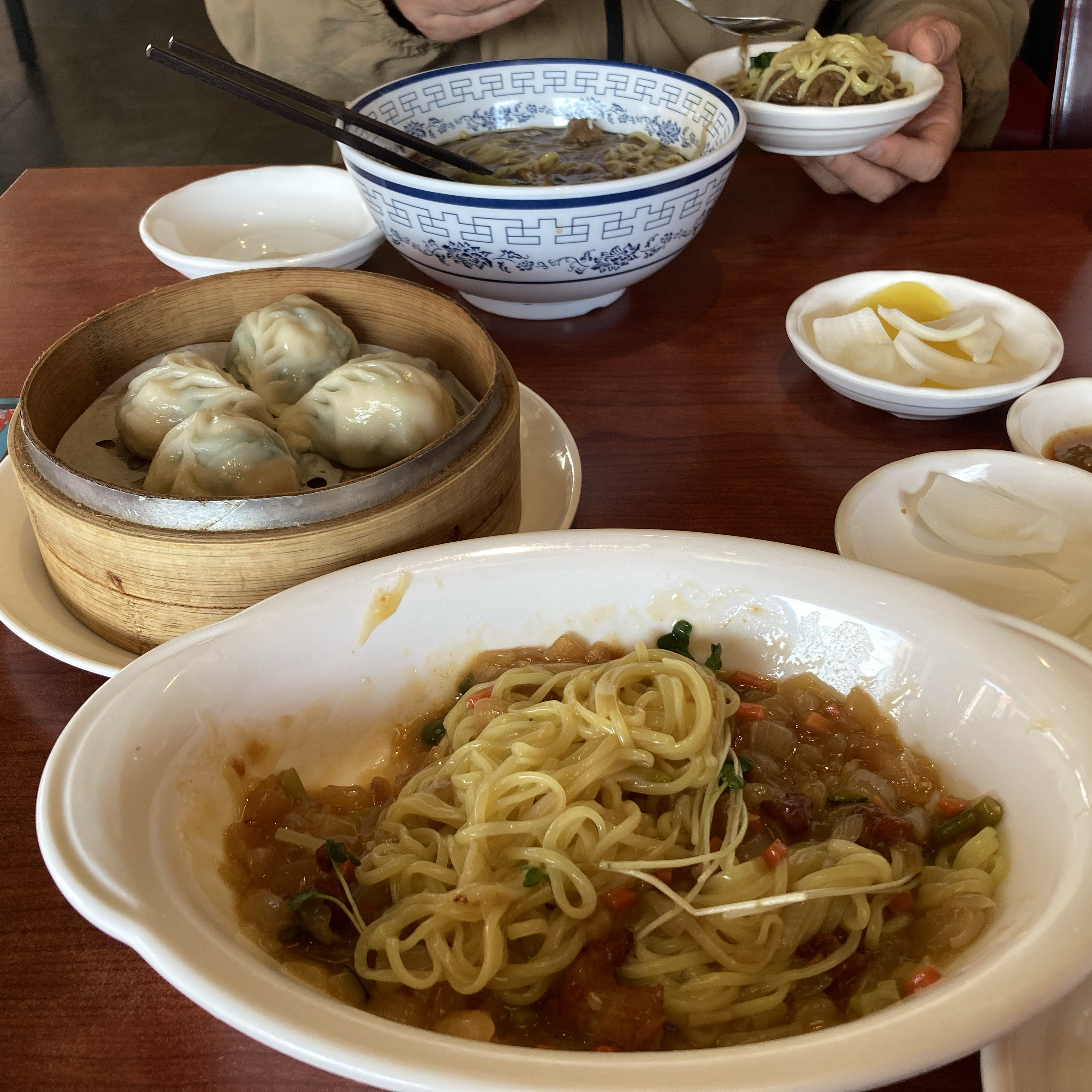 음식 다 맛있어요 샤오롱바오가 진짜 꽉차서 맛나요 - 인천 맛집 연경