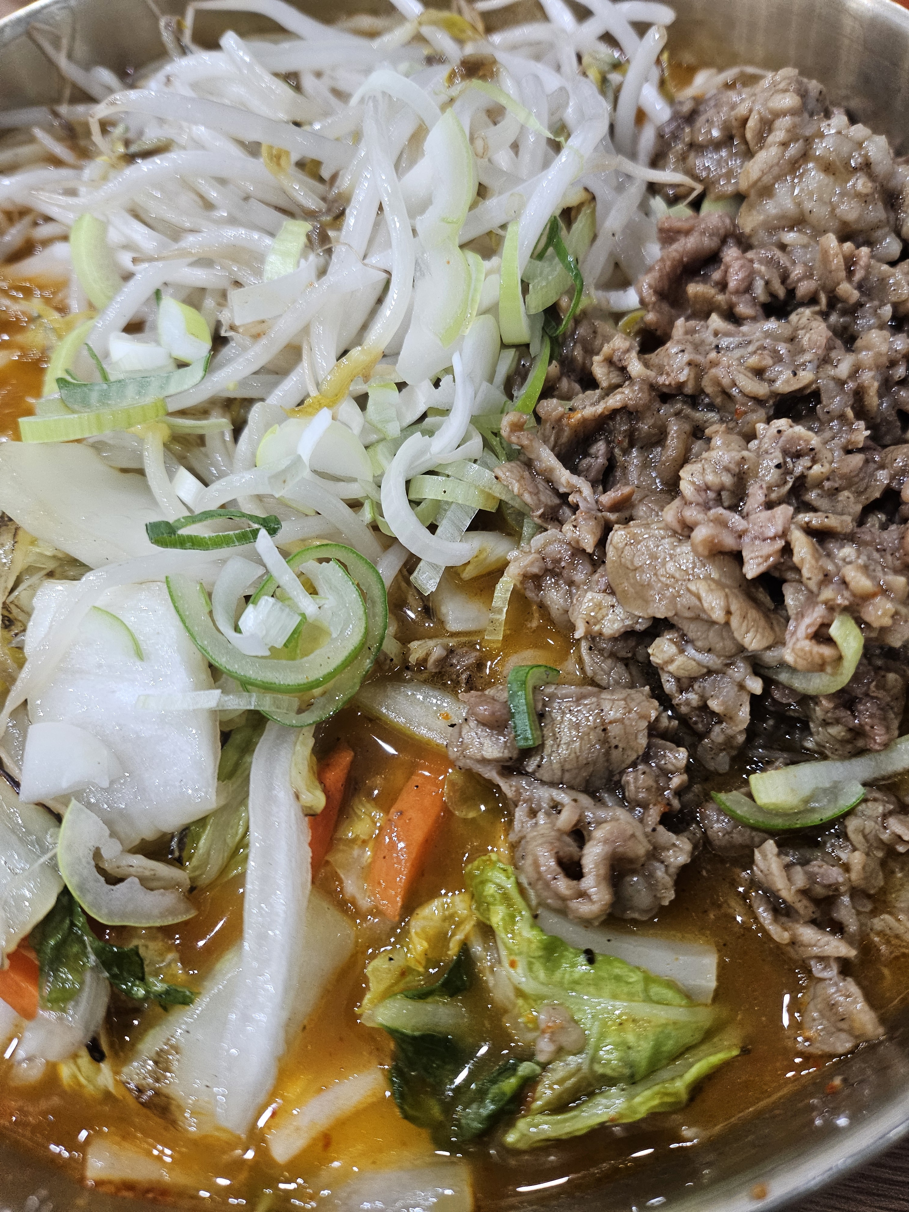 호매실 본점 자주 가서 먹었는데 가까운 곳에 오픈했네요^^ - 권선동 맛집 청춘면가 수원시청역점