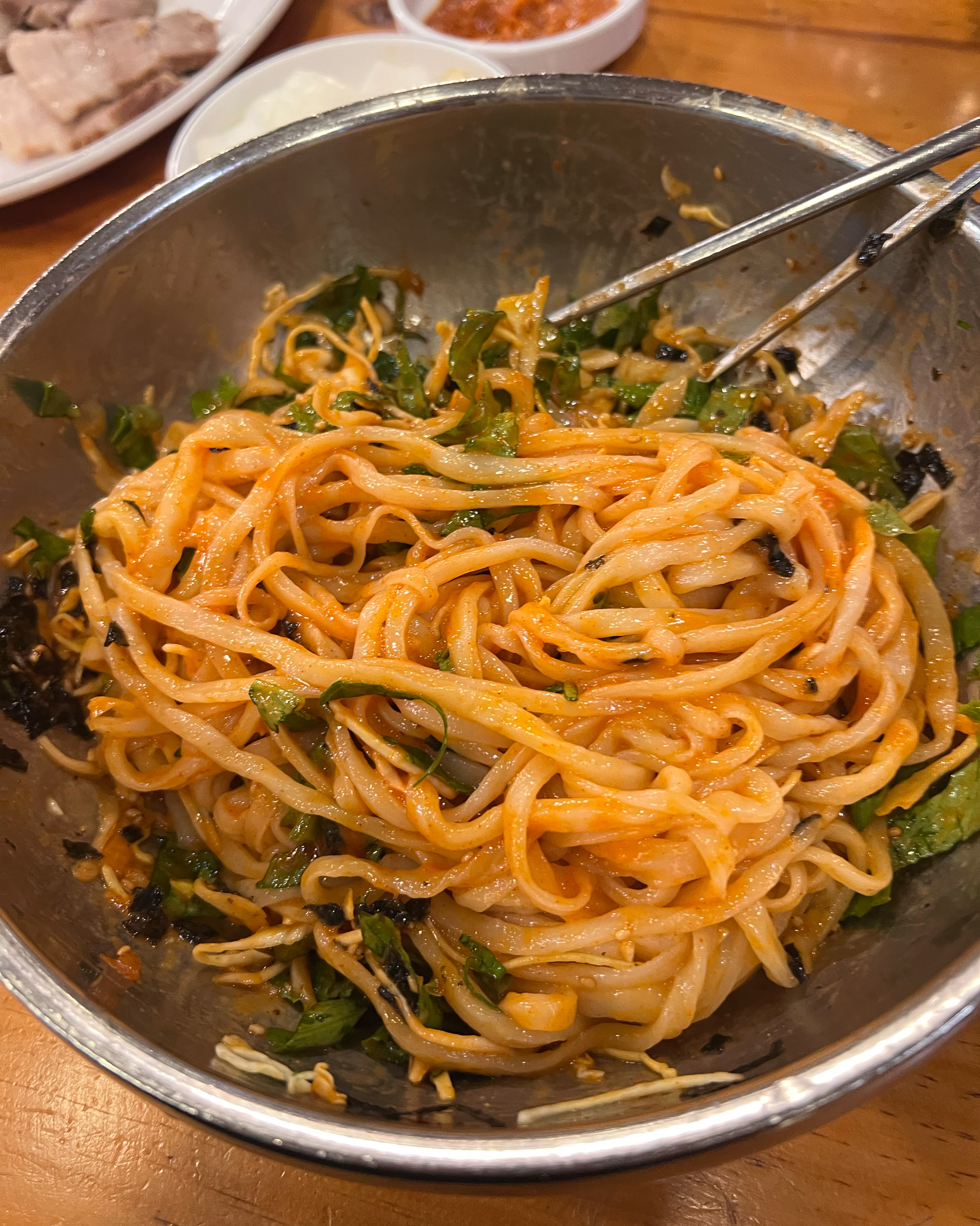 면이 탱글해요. 비빔면이 맵지않아요 - 대전 맛집 김화칼국수