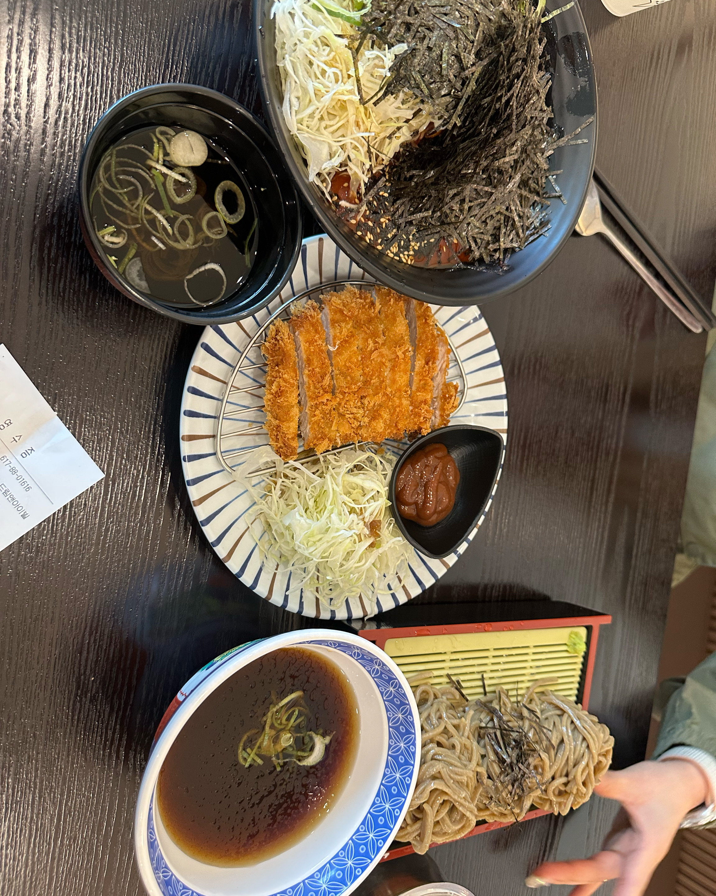 토요일에 왔는데 맛있어서 회사 언니랑 같이 왔어용 ㅎㅎ - 동탄 장지동 맛집 삼동소바 화성남동탄점