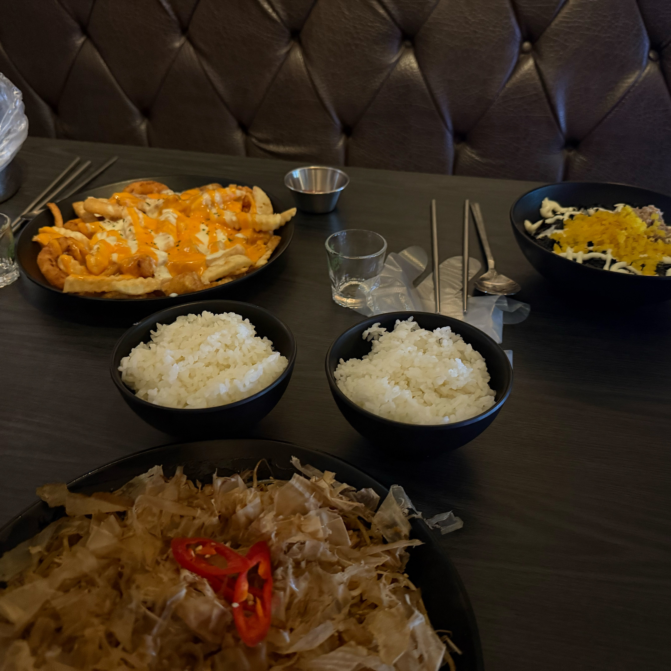 고향 친구들이랑 봉명동에서 술마시기로해서, 와봤는데 - 대전 맛집 봉명데이 봉명점