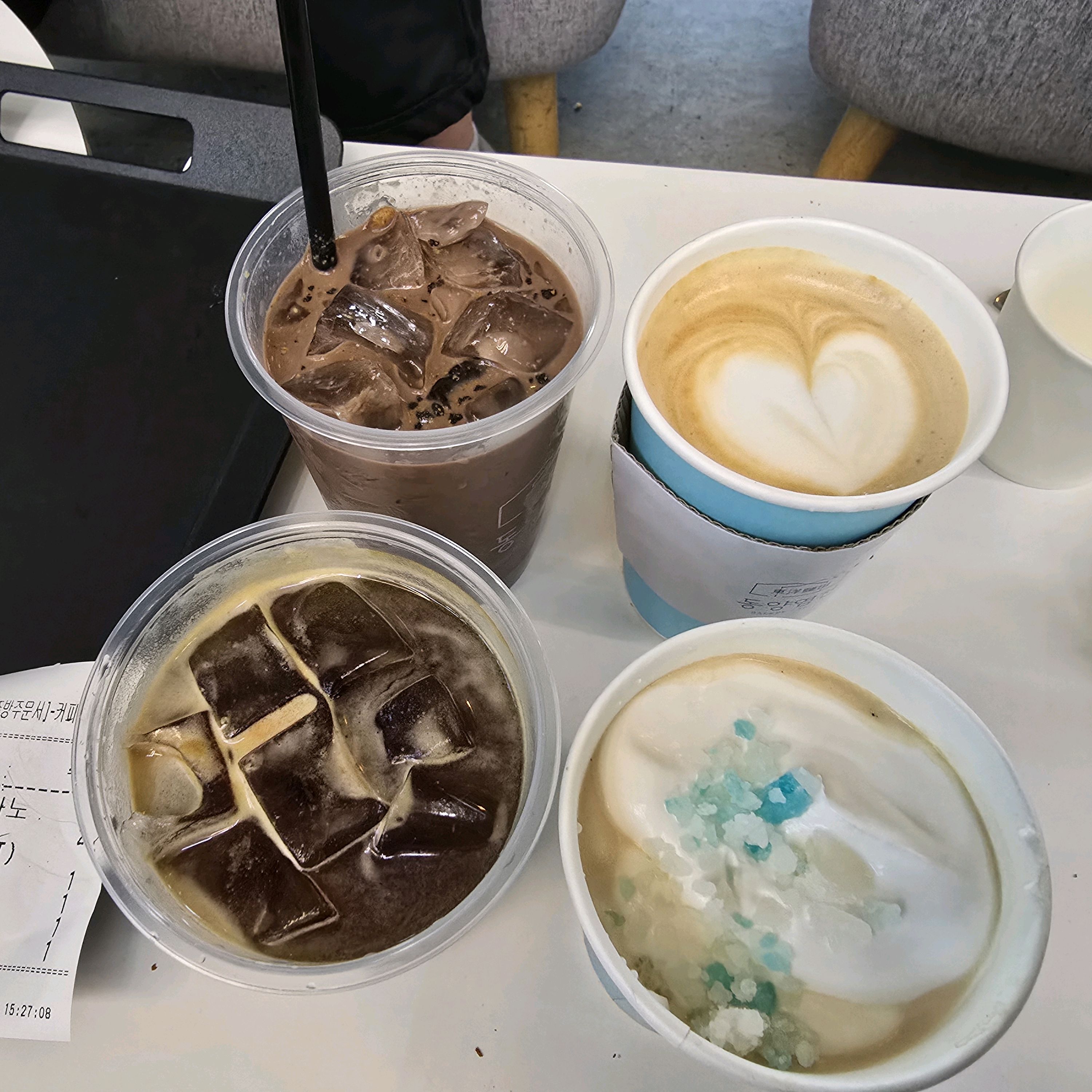 연휴에 가니 사람이 너무 많고 정신없는 분위기였지만 - 인천 맛집 동양염전베이커리카페