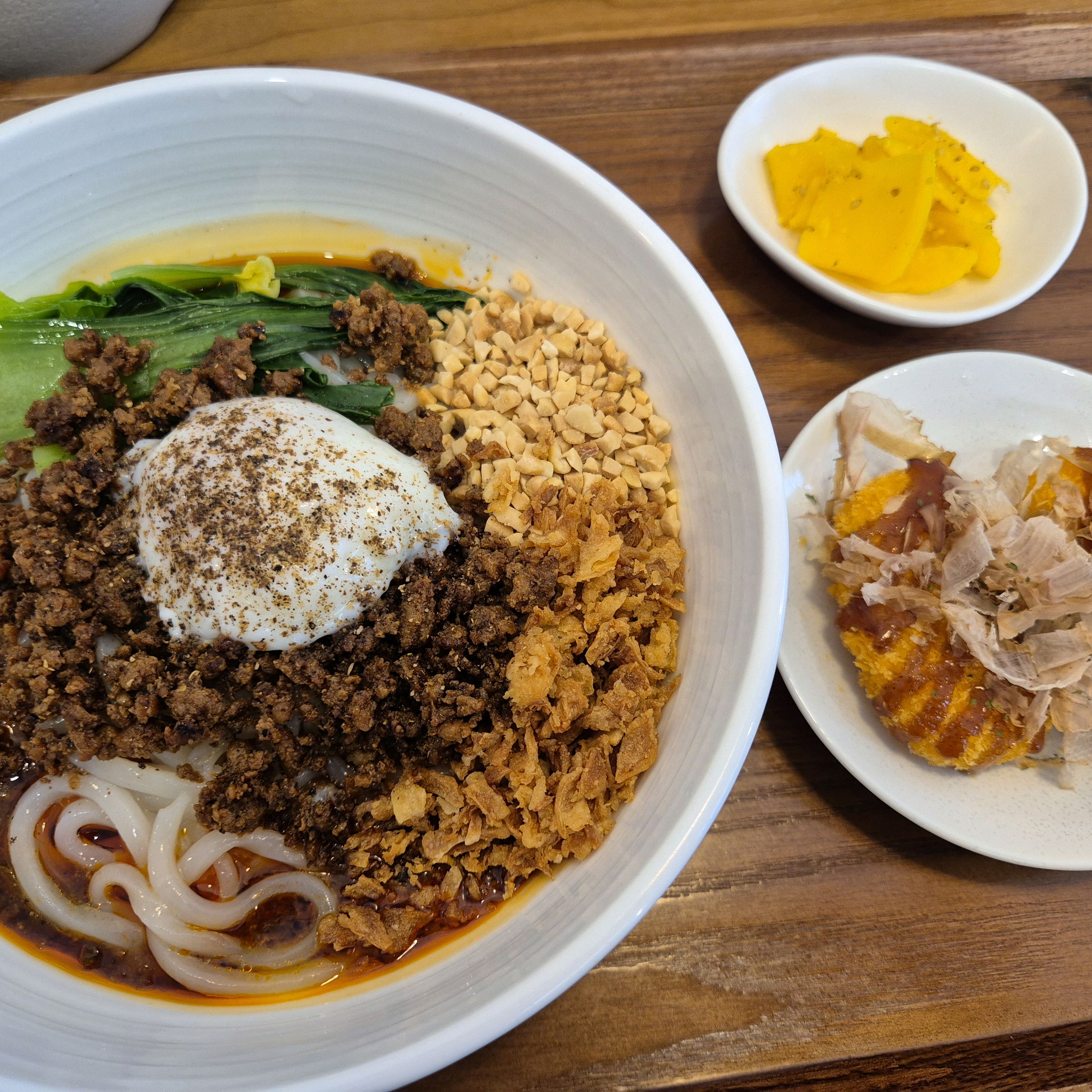 탄탄면 처음 먹어봤는데 - 대구 맛집 덕산제면소