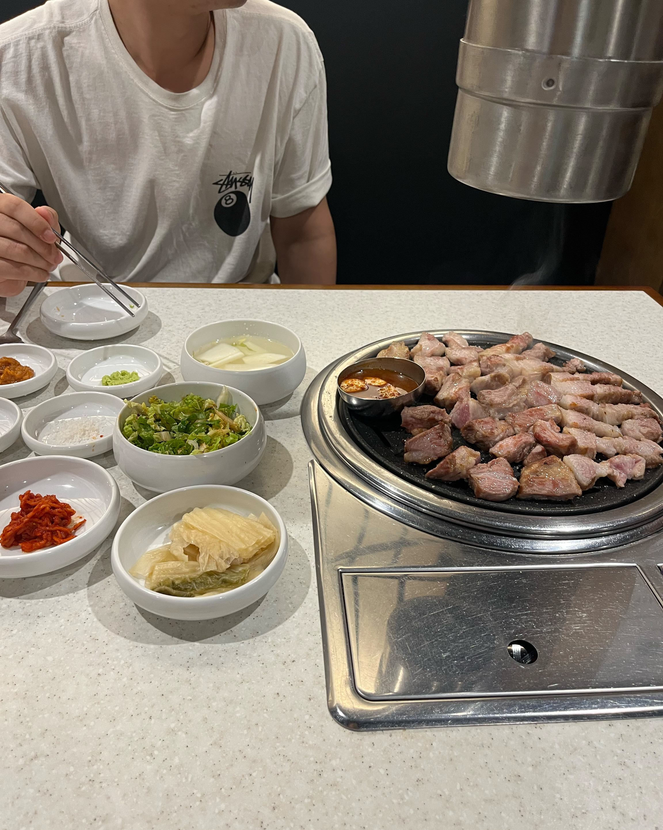 흑돼지 처음 먹어봤는데 너무너무 맛있게 잘 먹었어요 💞💞 - 제주 맛집 고이정 애월흑돼지 보리짚불구이