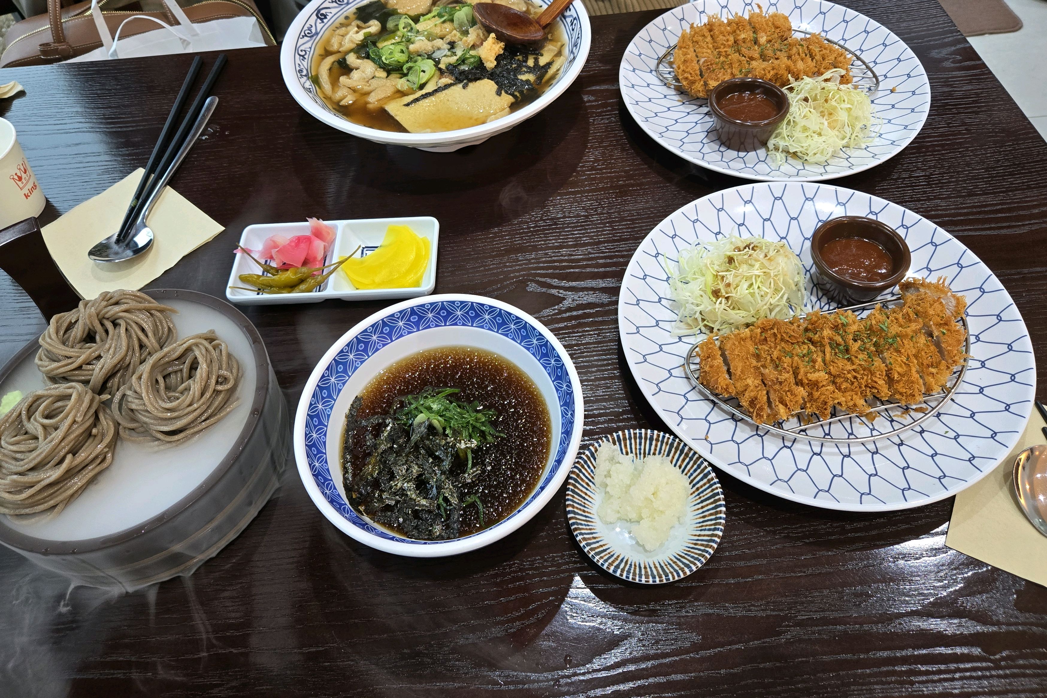 소바랑 돈까스 맛있어서 자주옵니다 매장도 넓고 깨끗하고 친절해요~^^ - 충북혁신도시 맛집 삼동소바 충북혁신점