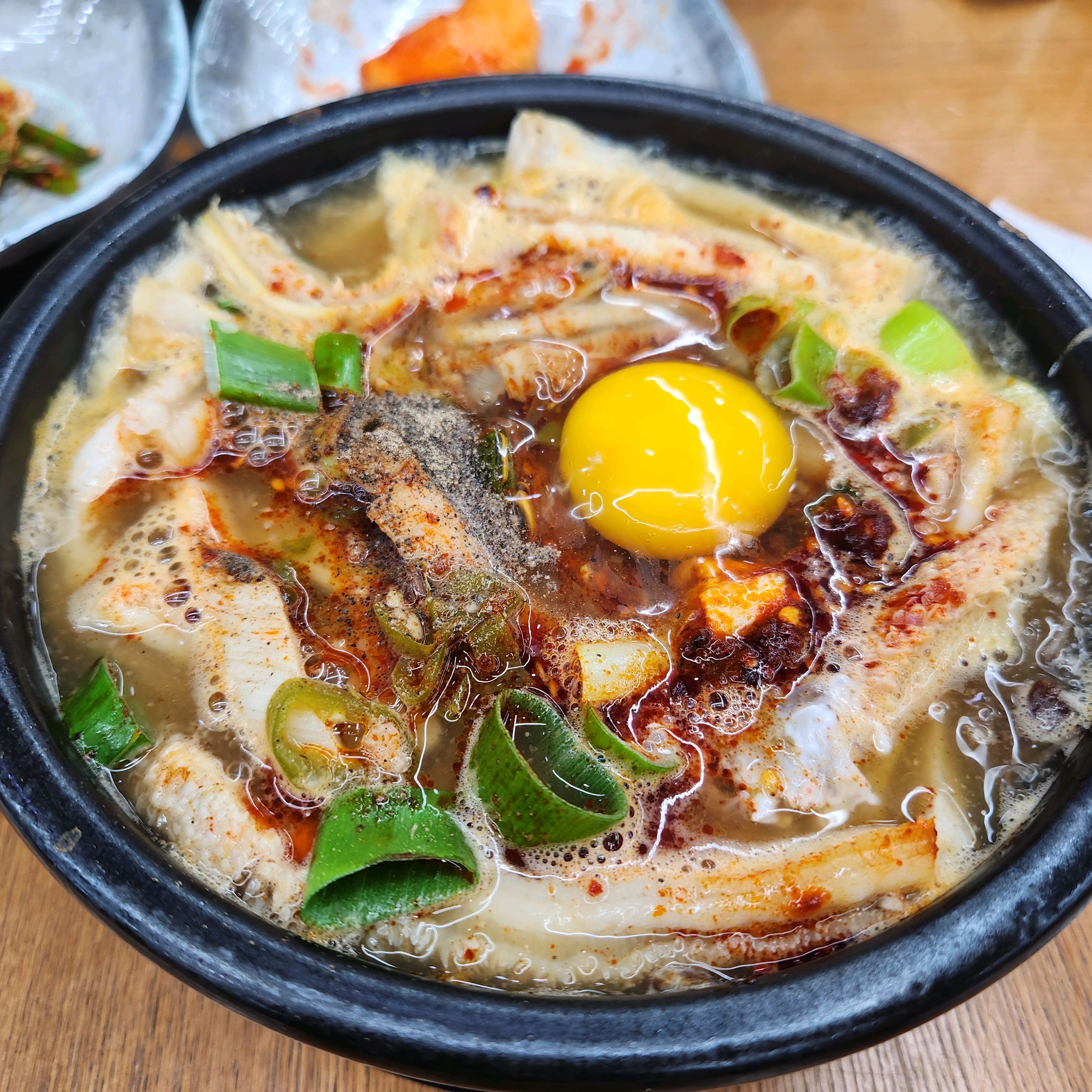 육내탕 역시 기대를 저버리질 않네요~검색 엄청 열심히 한 보람이 있네요 - 제주 맛집 제주순풍해장국 공항본점