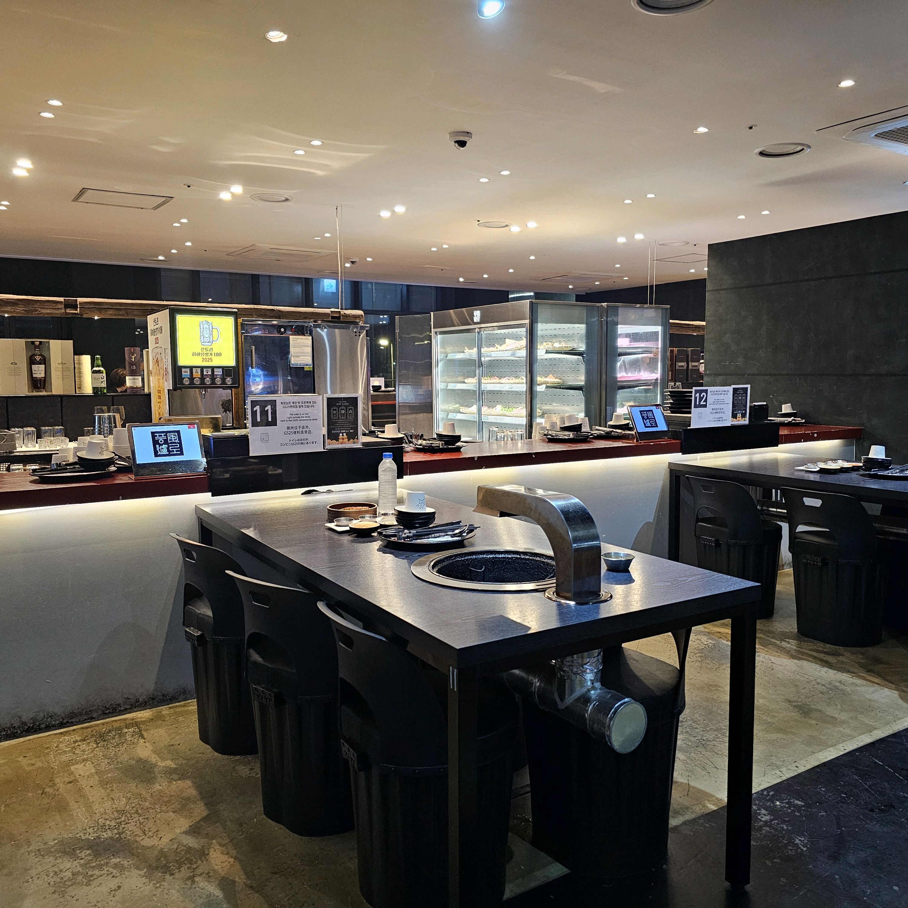 그릴링 서비스도 좋고 밑반찬도 좋아요. - 제주 맛집 풍로 제주신화월드점