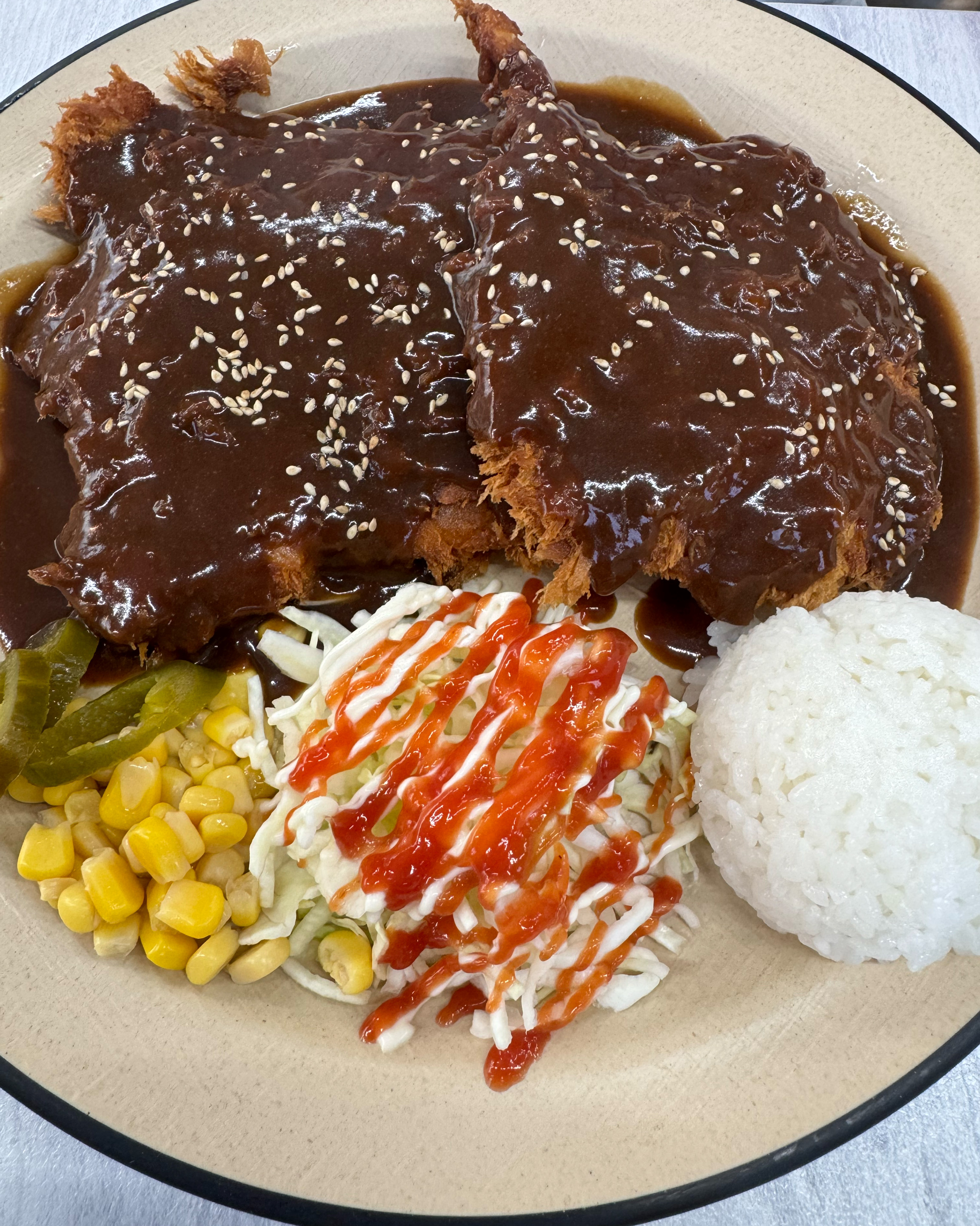 양 짱많고 너무 맛있고, 인테리어도 좋아서 분위기도 좋아요! 전민동에 인생 식당 찾은 거 