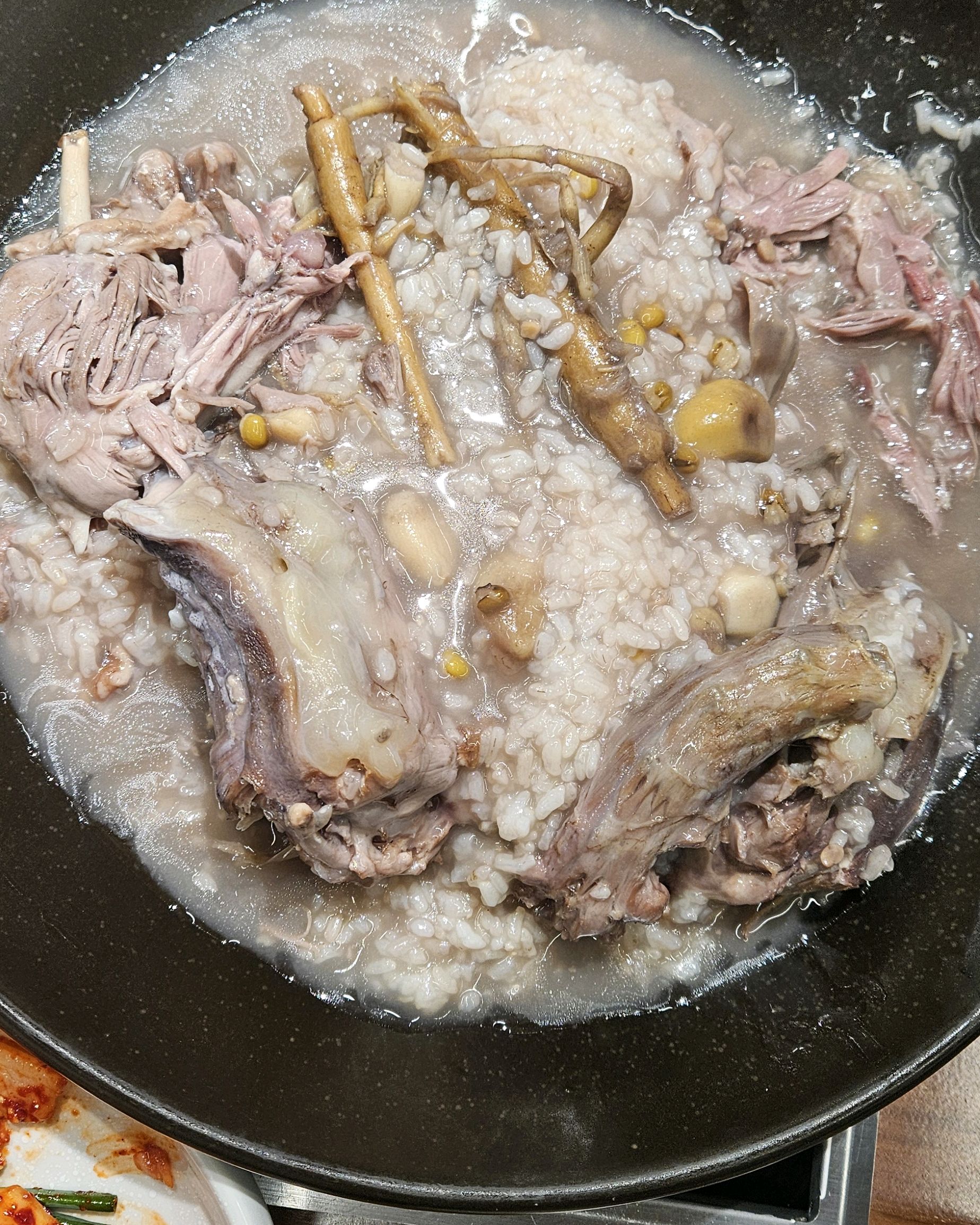팔순의 부모님이 좋아하시는 보양 오리백숙♡ - 인천 맛집 누룩골 계양점