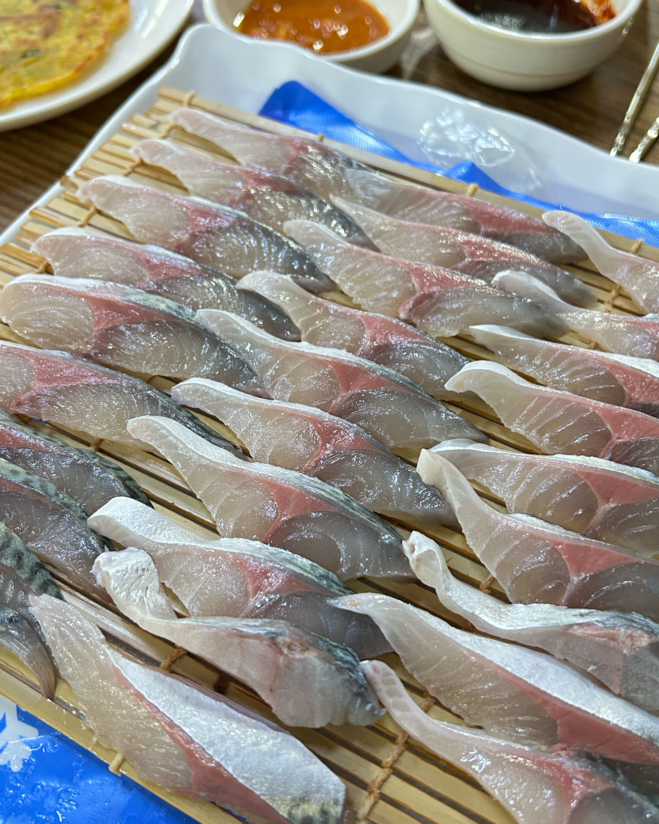 너무 맛있는 원담 고등어회에요. - 제주 맛집 원담 제주본점