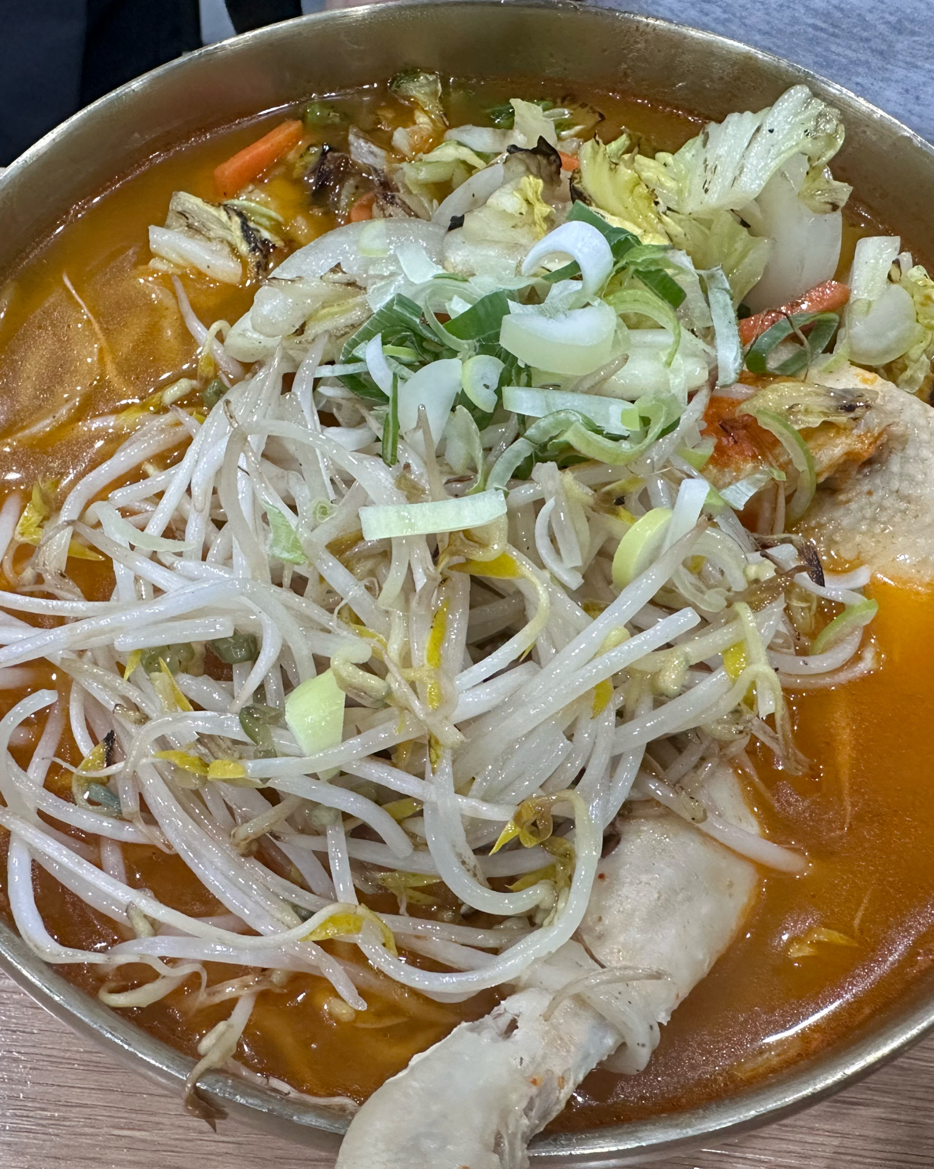 맛있어요!!! 주변 분들에게도 소개했는데 다 맛있다고 칭찬하시더라구요 양도 푸짐하고 겉절이