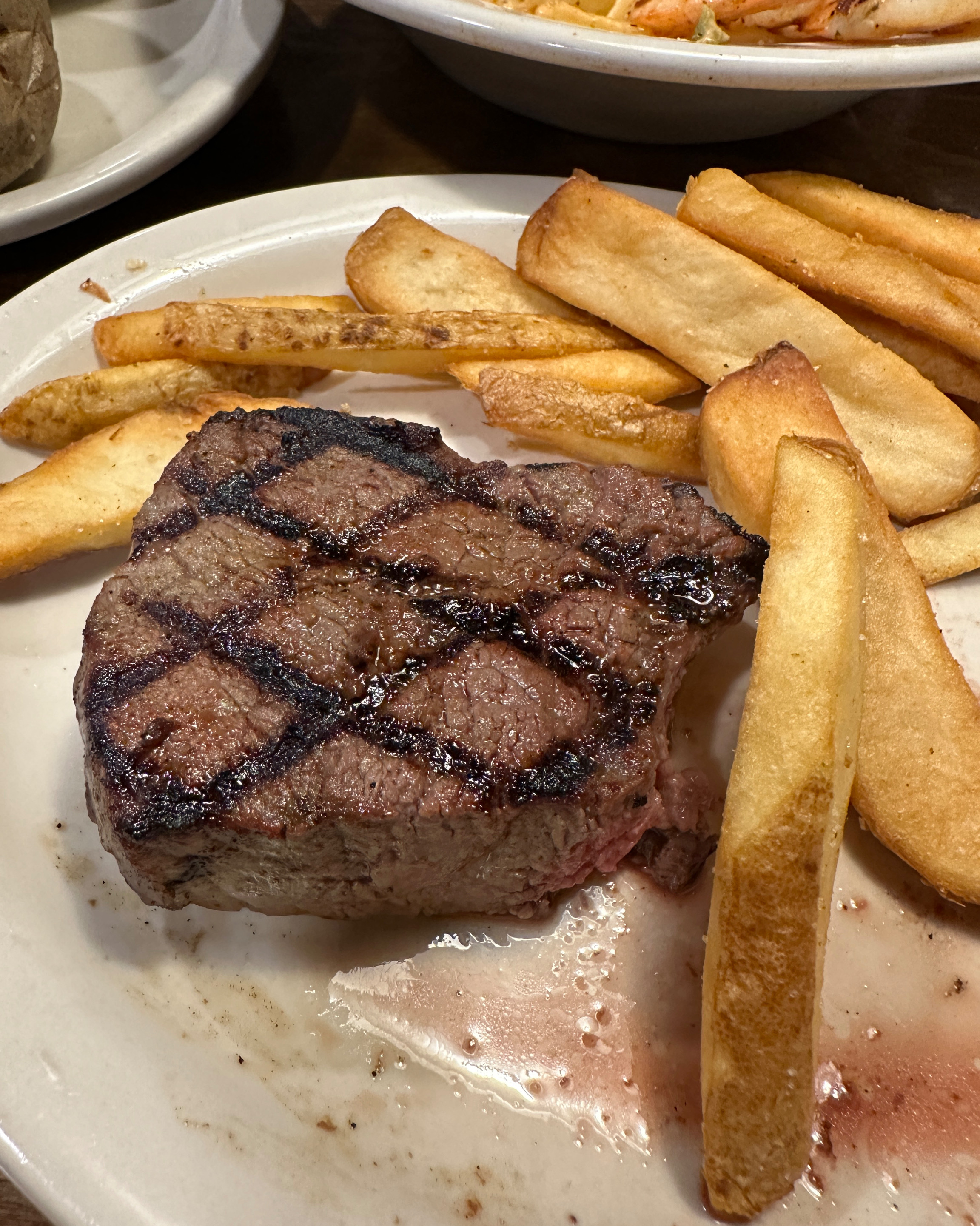 파스타랑 스테이크 맛있어요 다음에 또 방문할게요 - 대구 맛집 텍사스로드하우스 더현대 대구