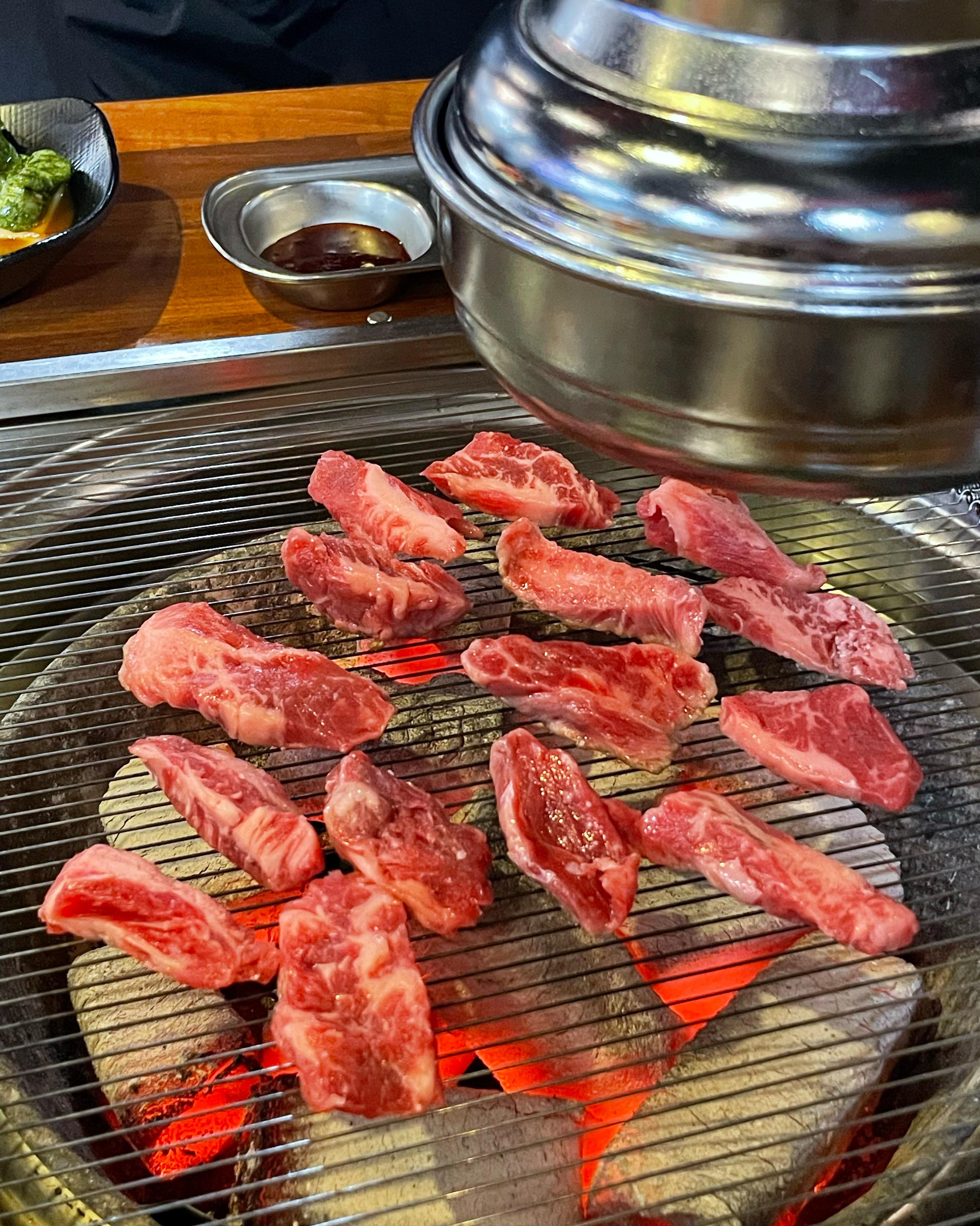 소고기인데 불구하고 가격이 저렴해서 양이 적을 거 같았는데 양도 엄청 많았어요!! - 대구 맛집 첫눈에 반했소
