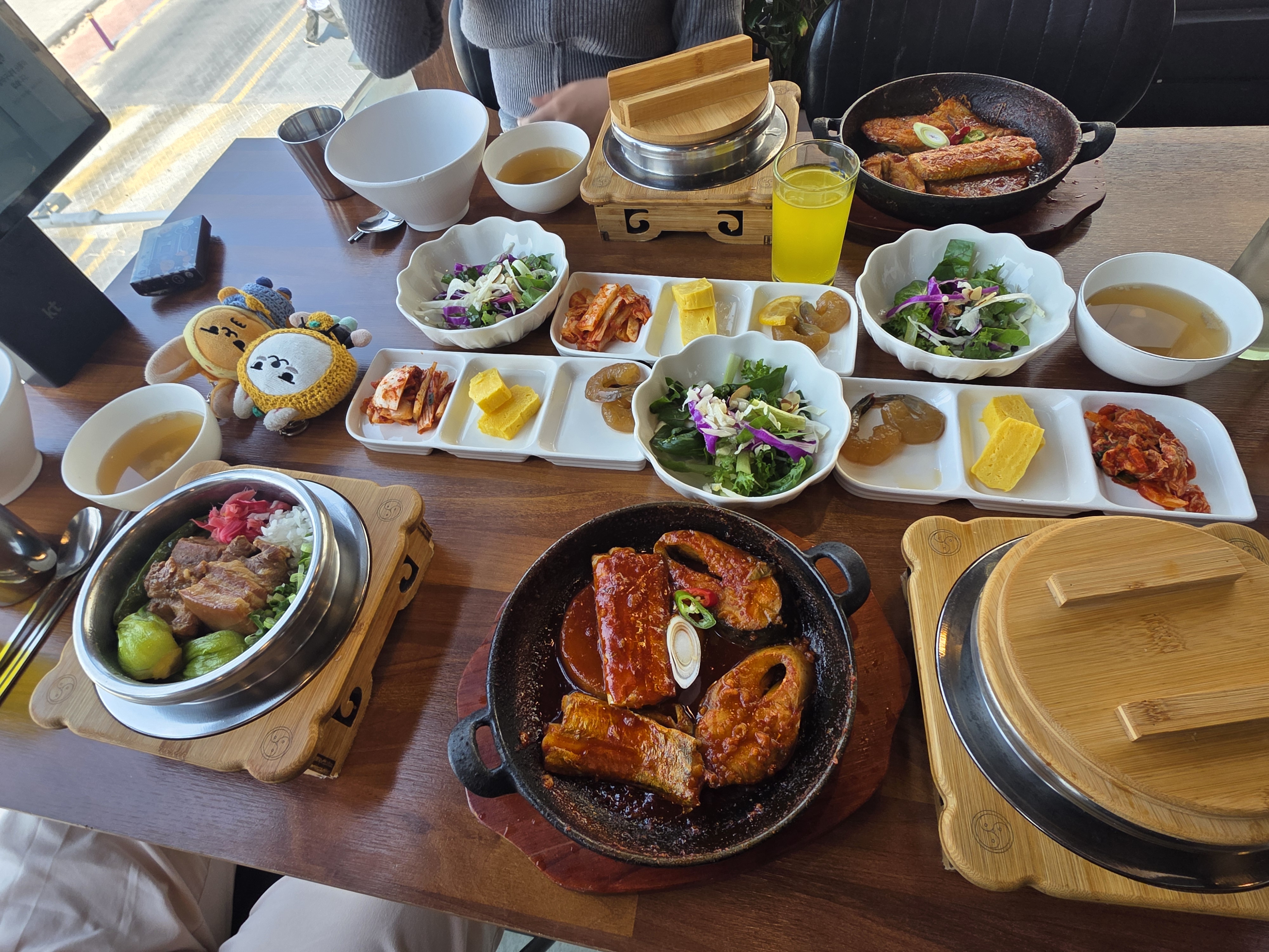 가족여행중 먹은 점심! 깔끔하게 맛있게 잘 먹었어요~ - 제주 맛집 함덕 연옥