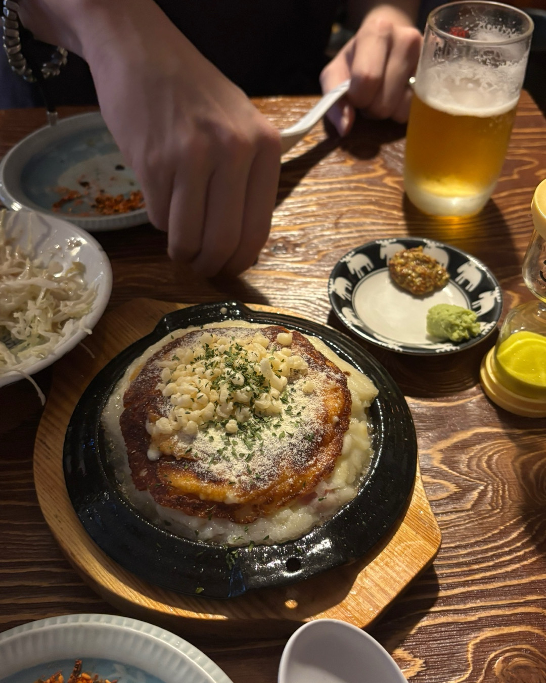 일본 분위기 많이 나고 음식도 진짜 맛있었어요!! 특히 껍질이랑 다리대파가 제일 맛있는 것