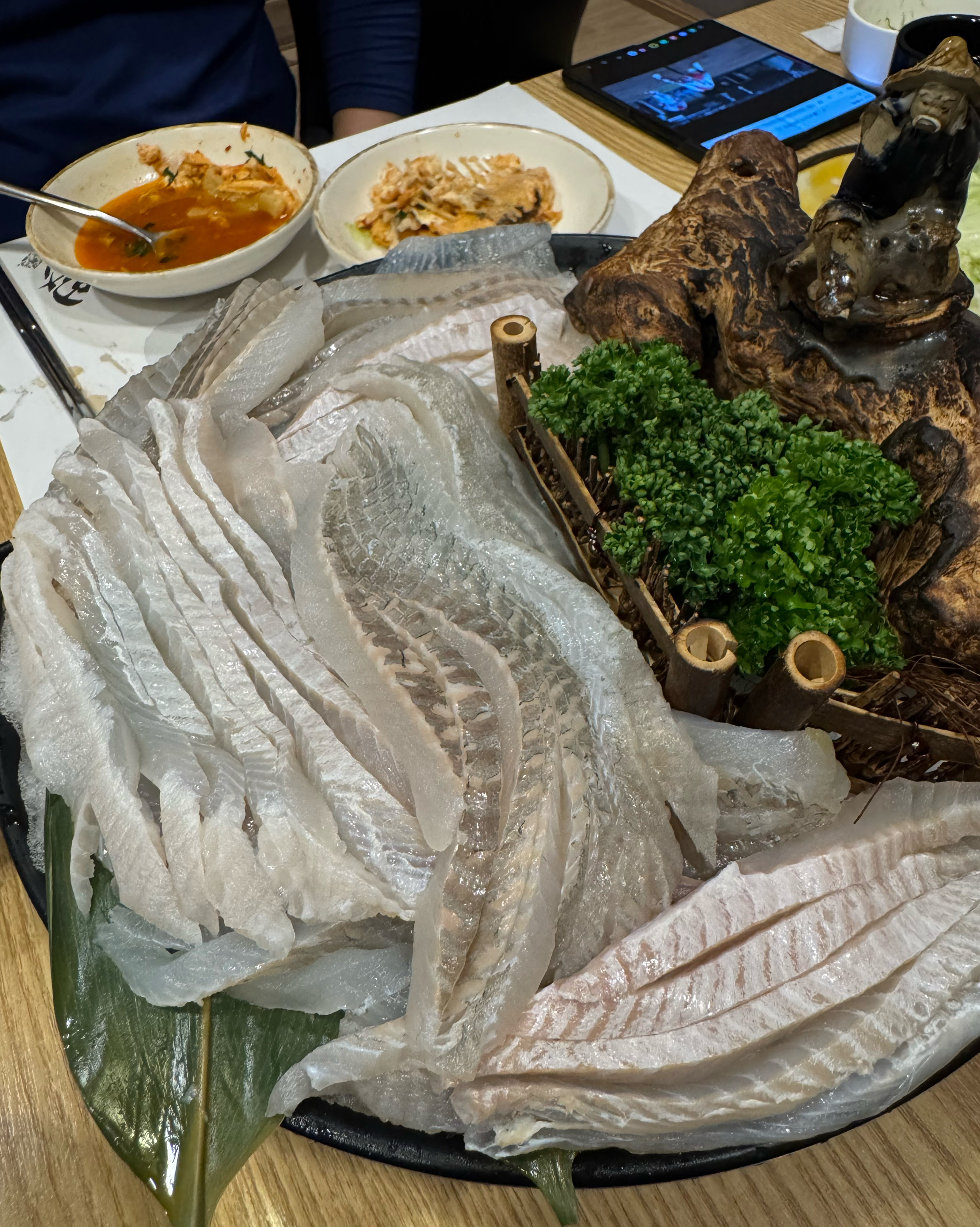 스끼다시도 너무 많아서 배가 넘불러요 ㅋㅋ - 인천 맛집 어다리 부평점