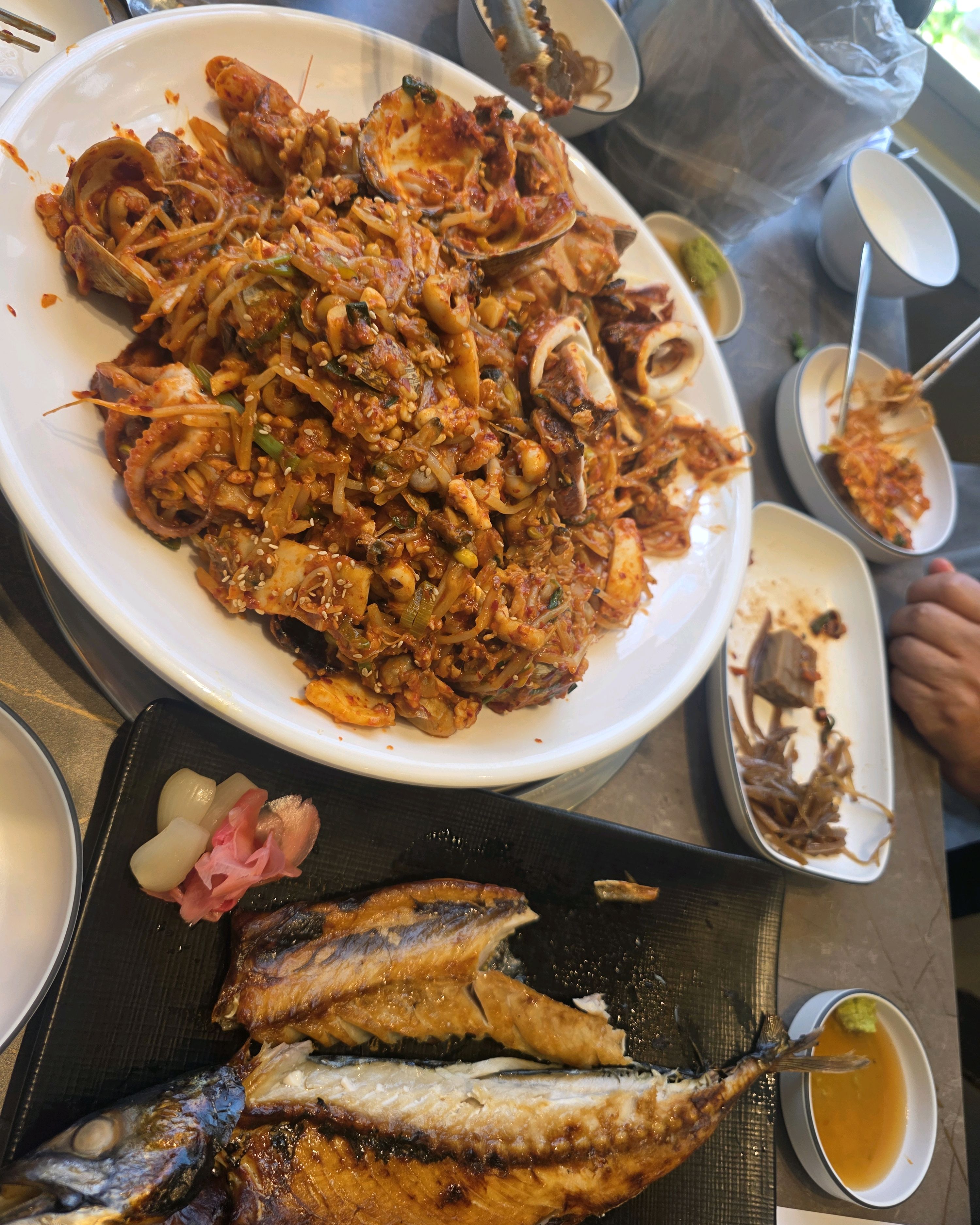 우선 양이 넉넉하고 맛있어요 - 대전 맛집 별주부해물찜탕