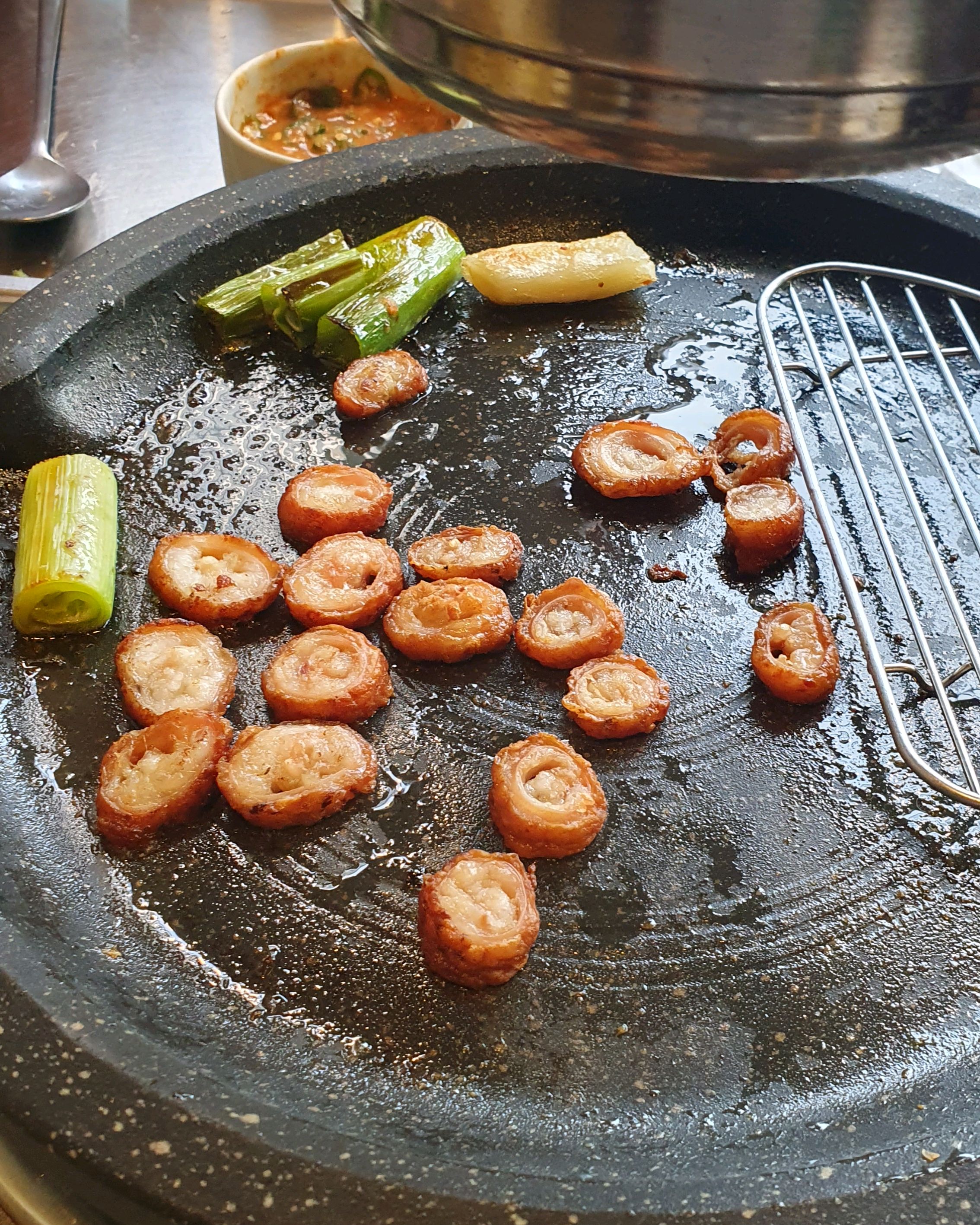 집 근처라 소문 듣고 왔는데 역시나 맛있네요. - 대구 맛집 연막창 대구 본점