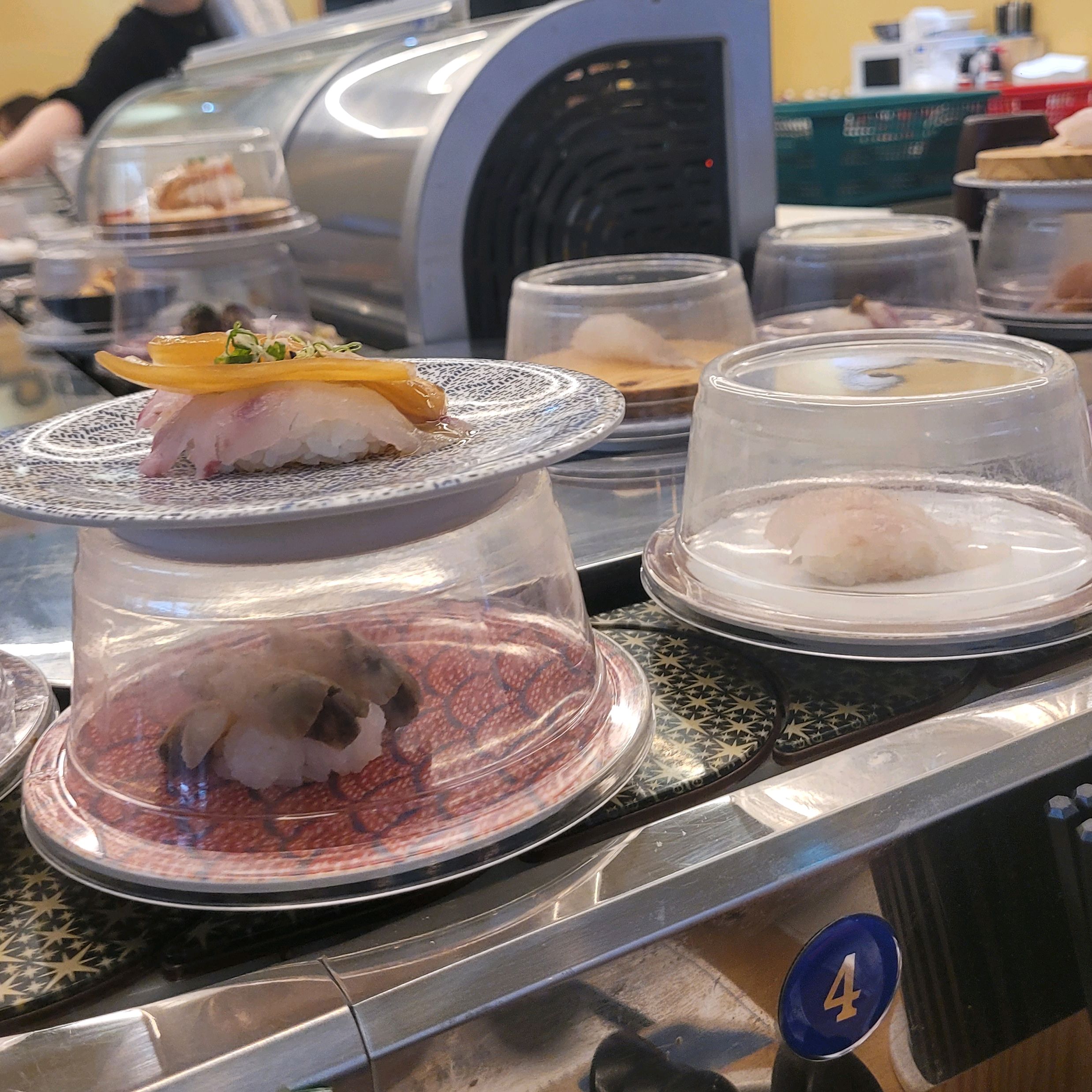 종류도 다양하고 맛있어요~! - 대전 맛집 수안초밥 대흥점