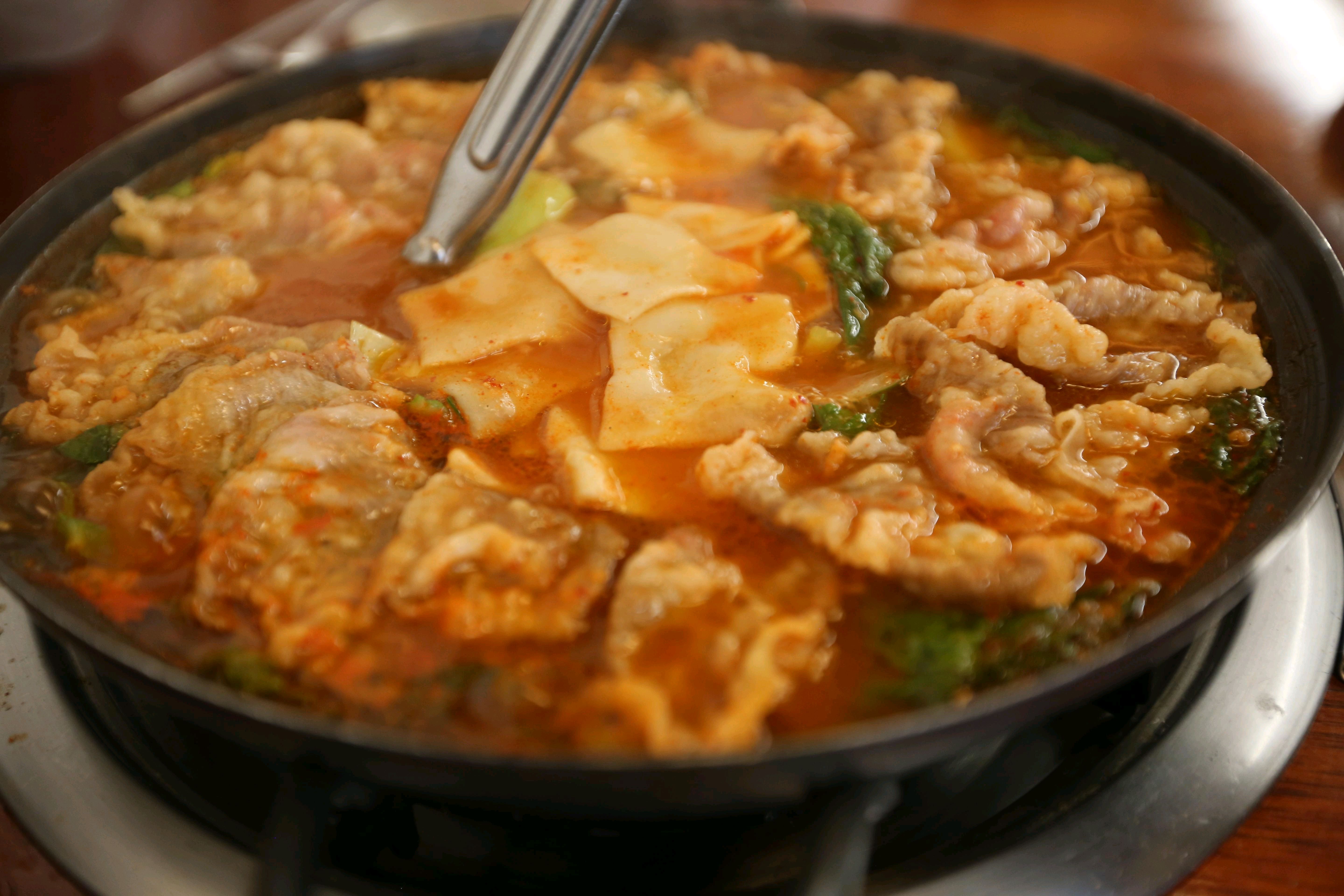 백합칼국수 먹을 때마다 정말 든든하게 먹고 가요! 대표메뉴라고 해서 먹었는데 기대 이상이었