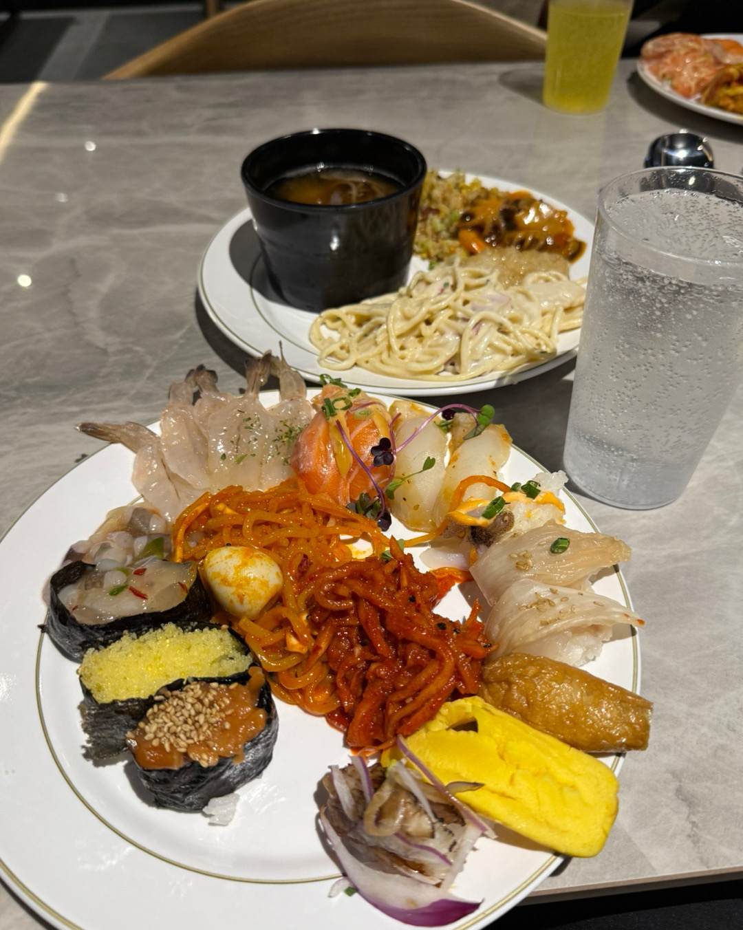 시흥 갈일이 있었다가 점심때 초밥을 맛있게 먹고 왔어요! 가격도 저렴하고 메뉴 퀄리티도 굿