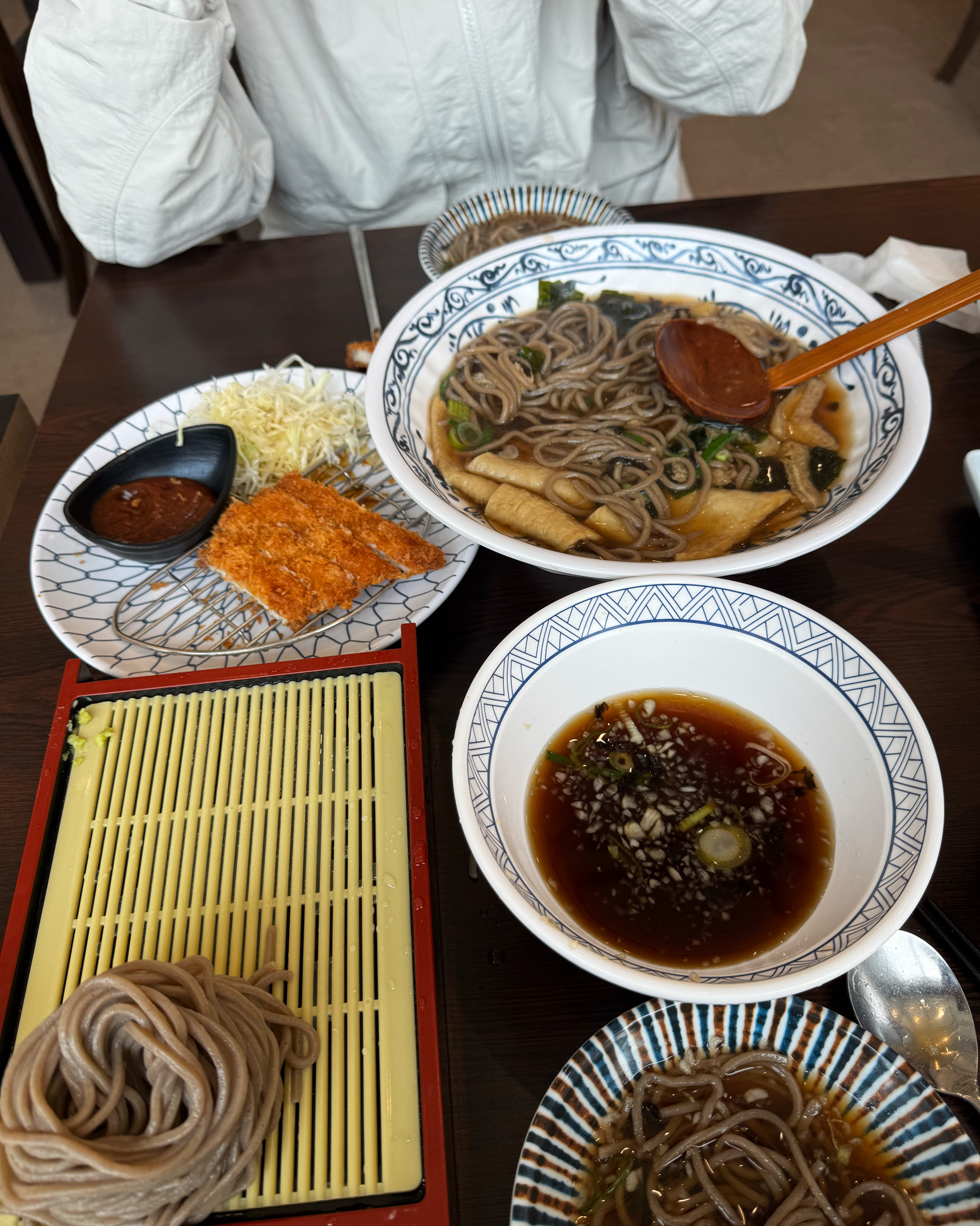 소바도 돈까스가  너무 맛있어서 자주 와요 🙂 소바 맛있게 드시고싶은 분들 여기 추천 합니