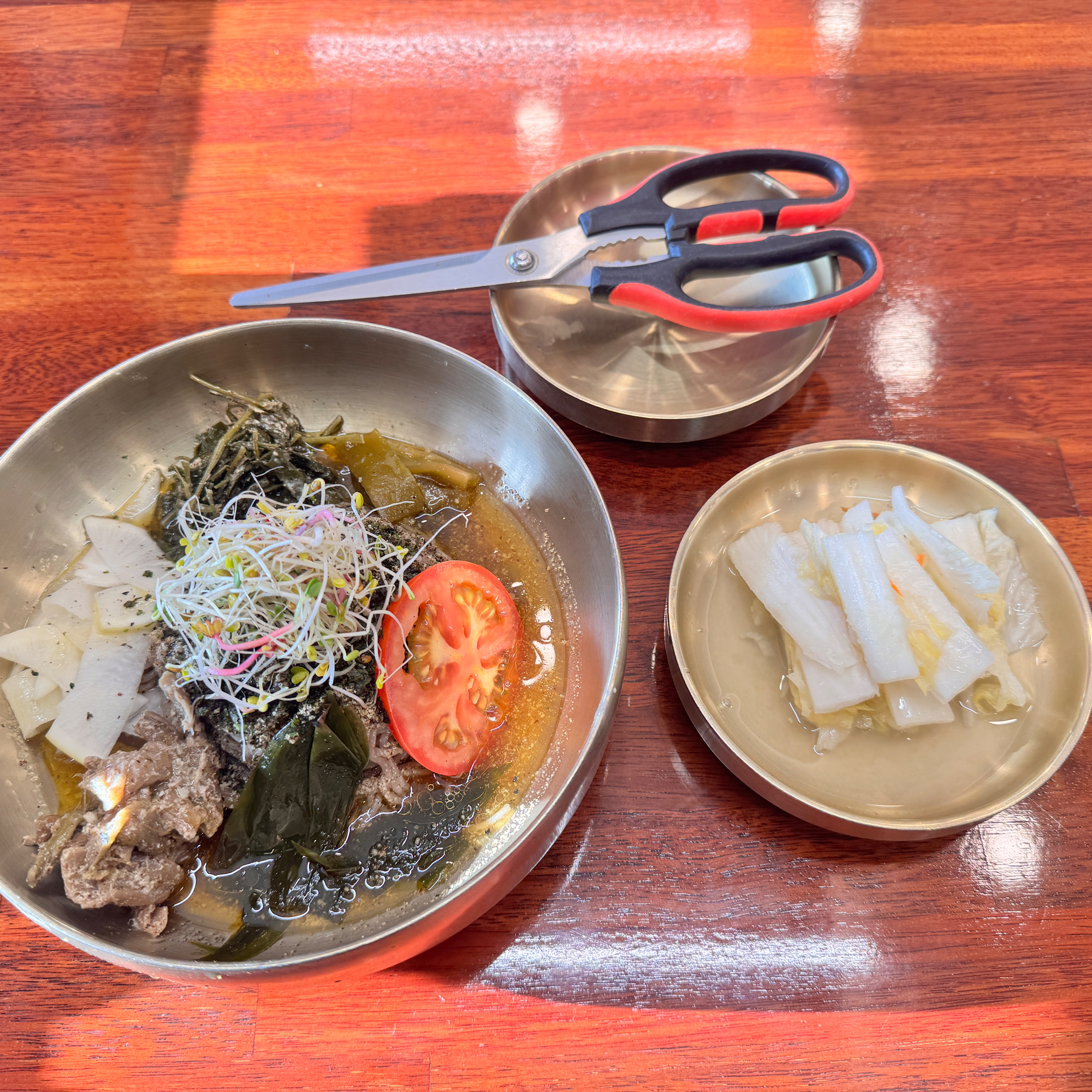꼭오시면 좋을 것 같아요~~ - 인천 맛집 서도막국수