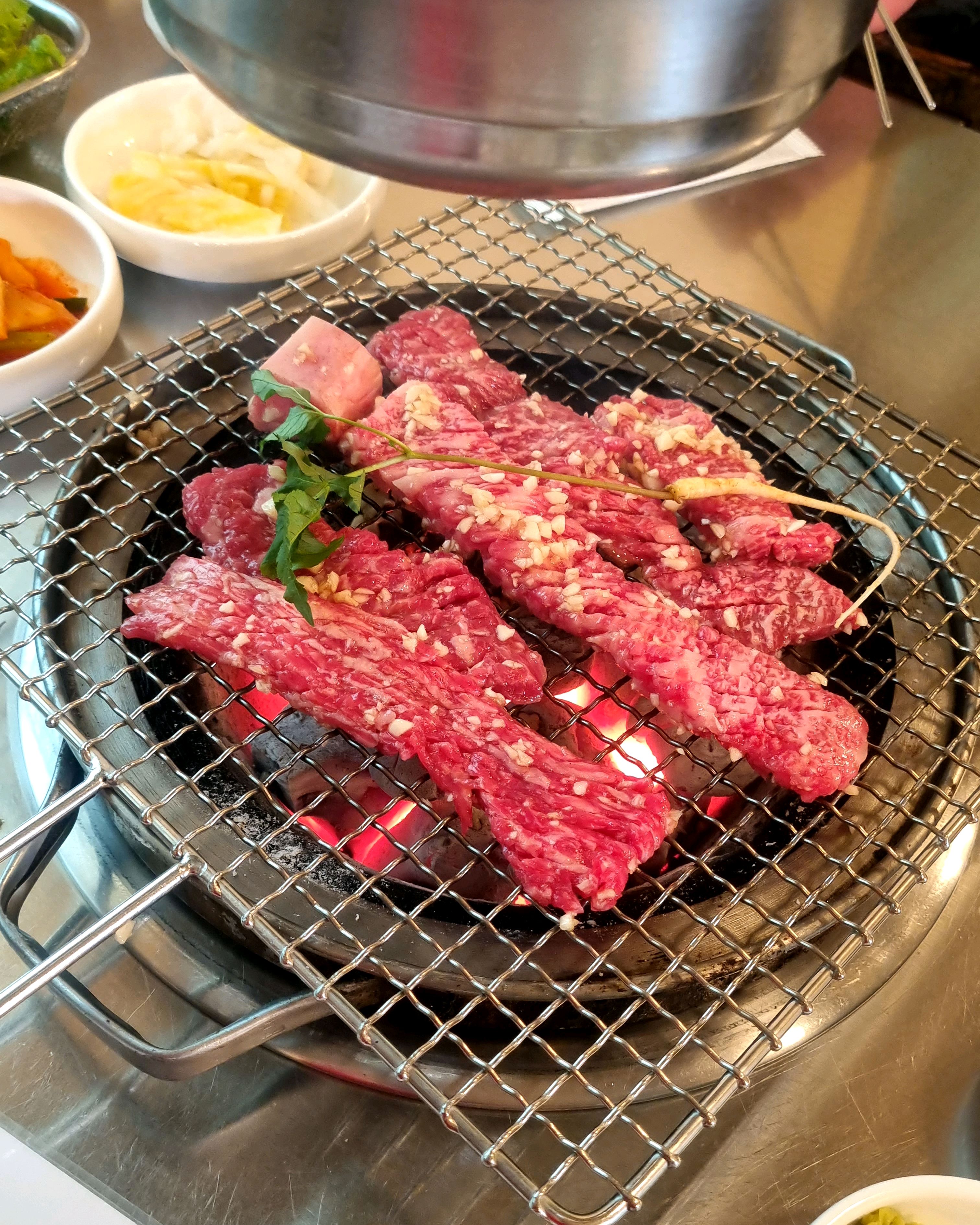 마농갈비 마늘향 가득하고 맛있어요 - 제주 맛집 명호마농갈비 연동본점