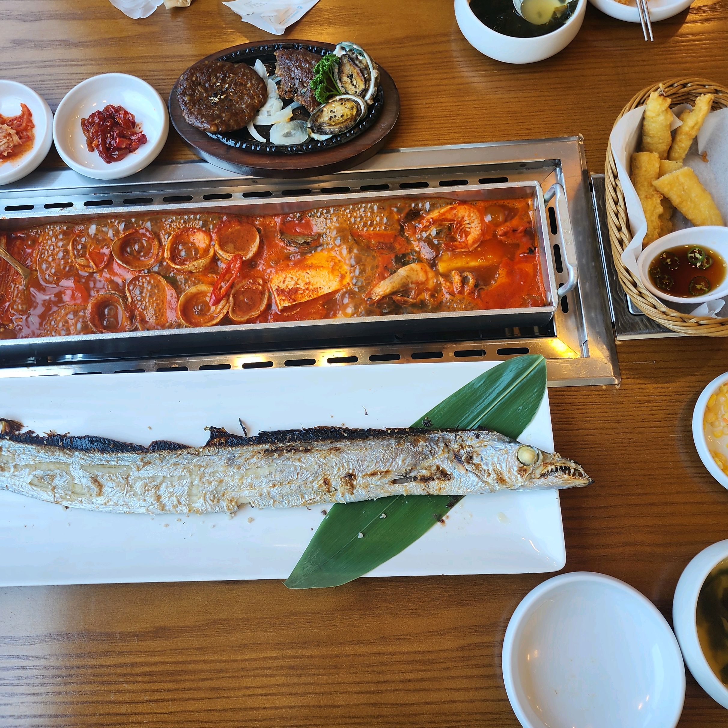 음식이 맛있고 사장님이 친절하세요~ - 제주 맛집 한라갈치 중문점