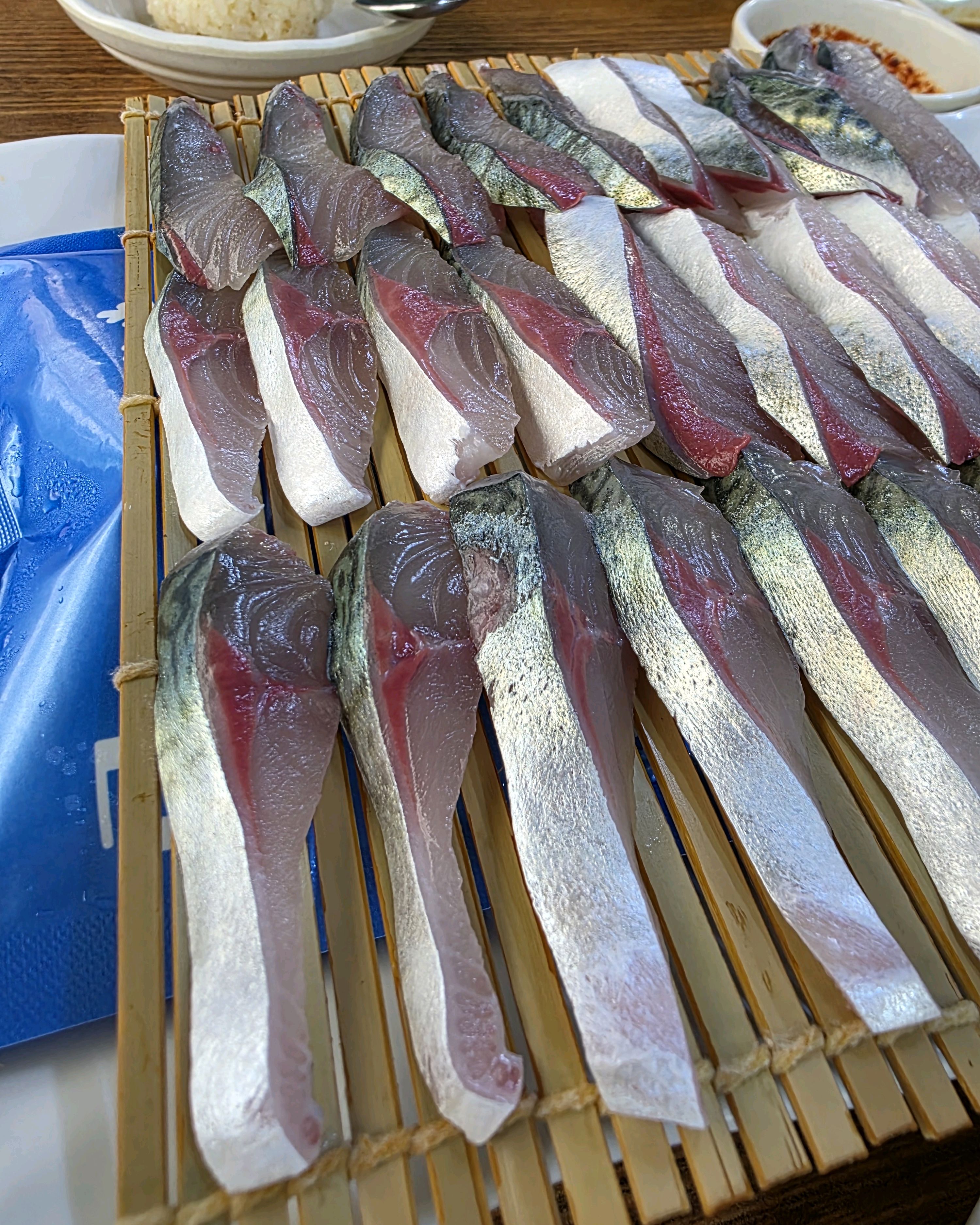 제주시 방문에 꼭 다시 찾는 곳입니다. 고등어회는 이만한곳이 없네요! - 제주 맛집 원담 제주본점