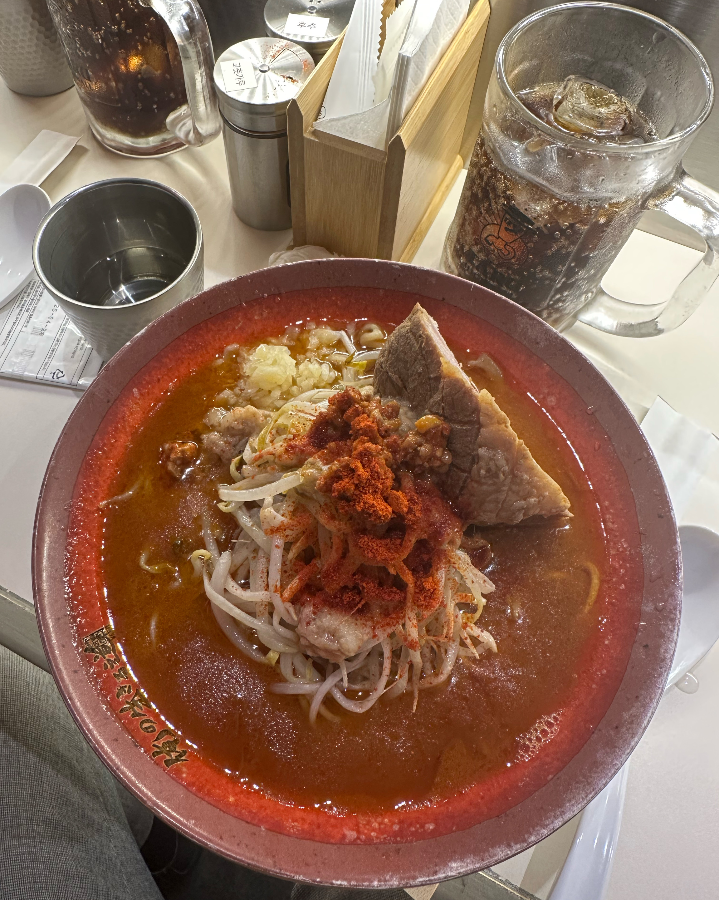 인테리어도 너무 깔끔하고, 맛도 일본에서 먹은 것보다 맛있습니다. 압구정 오시면 한번쯤 들