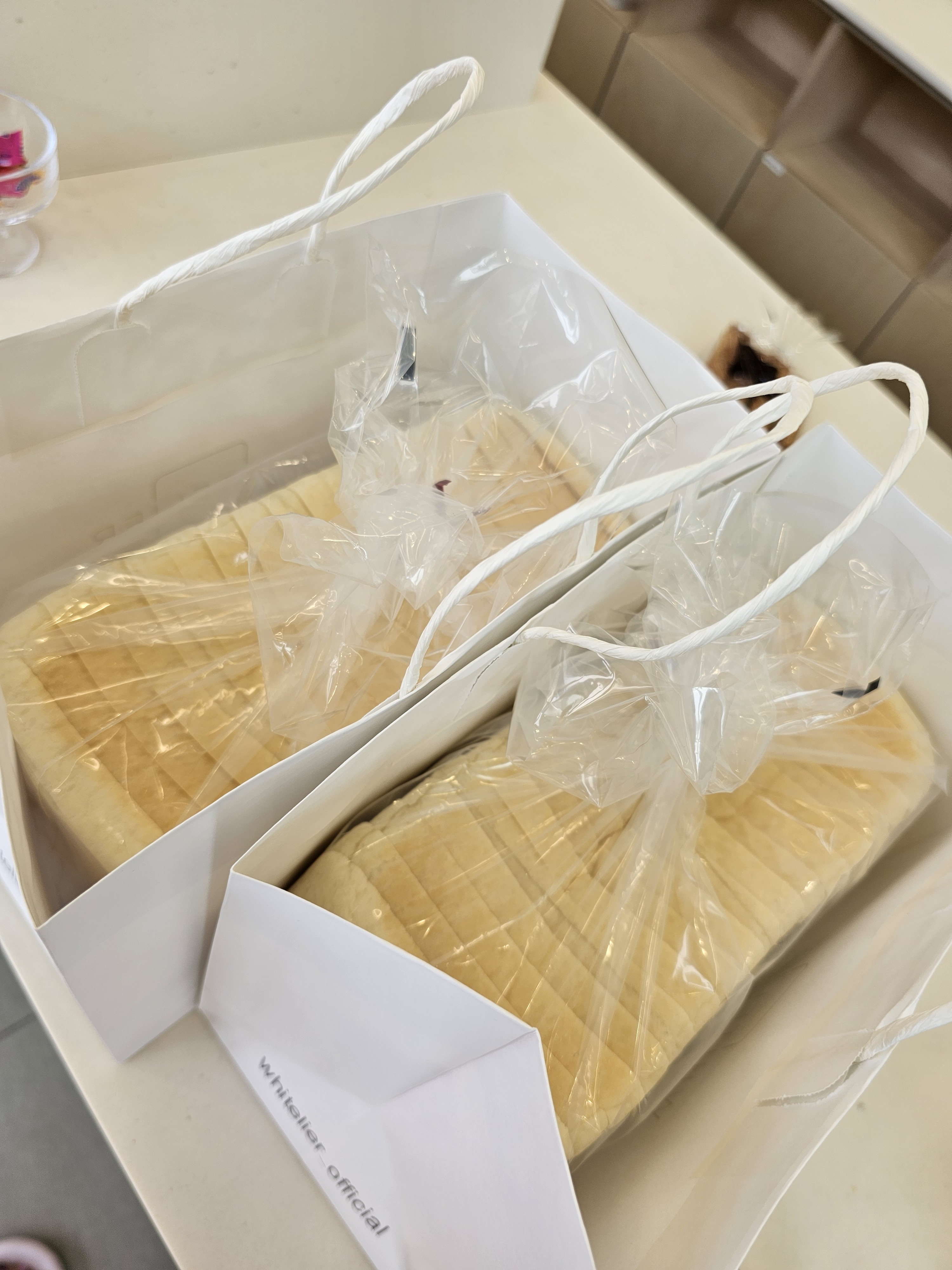 맛있어서 자꾸오게 되요🩷🩷 - 답십리 맛집 화이트리에 답십리점