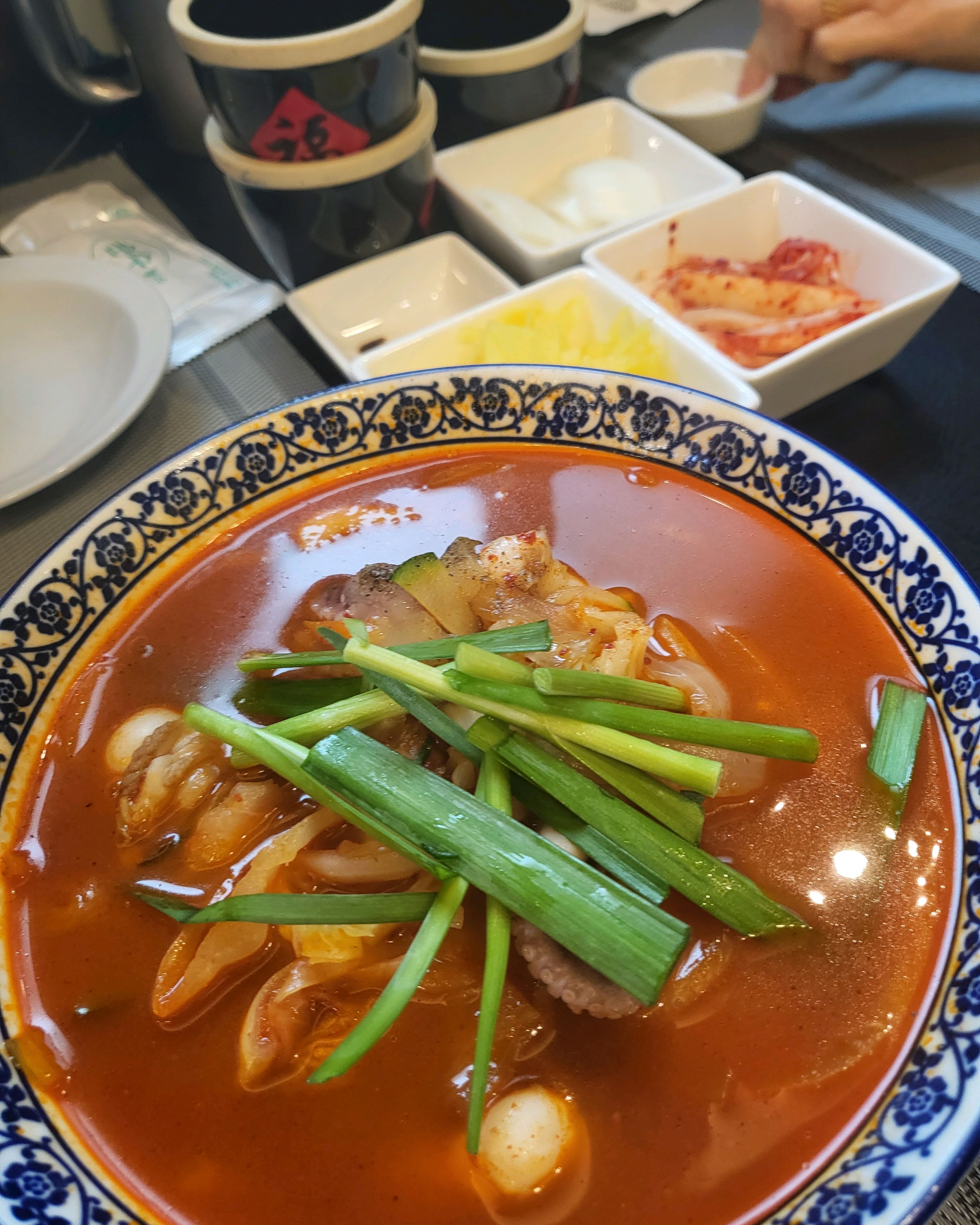 웨이팅이 항상 있어서 오픈전 일찍 갔어요. - 인천 맛집 대연