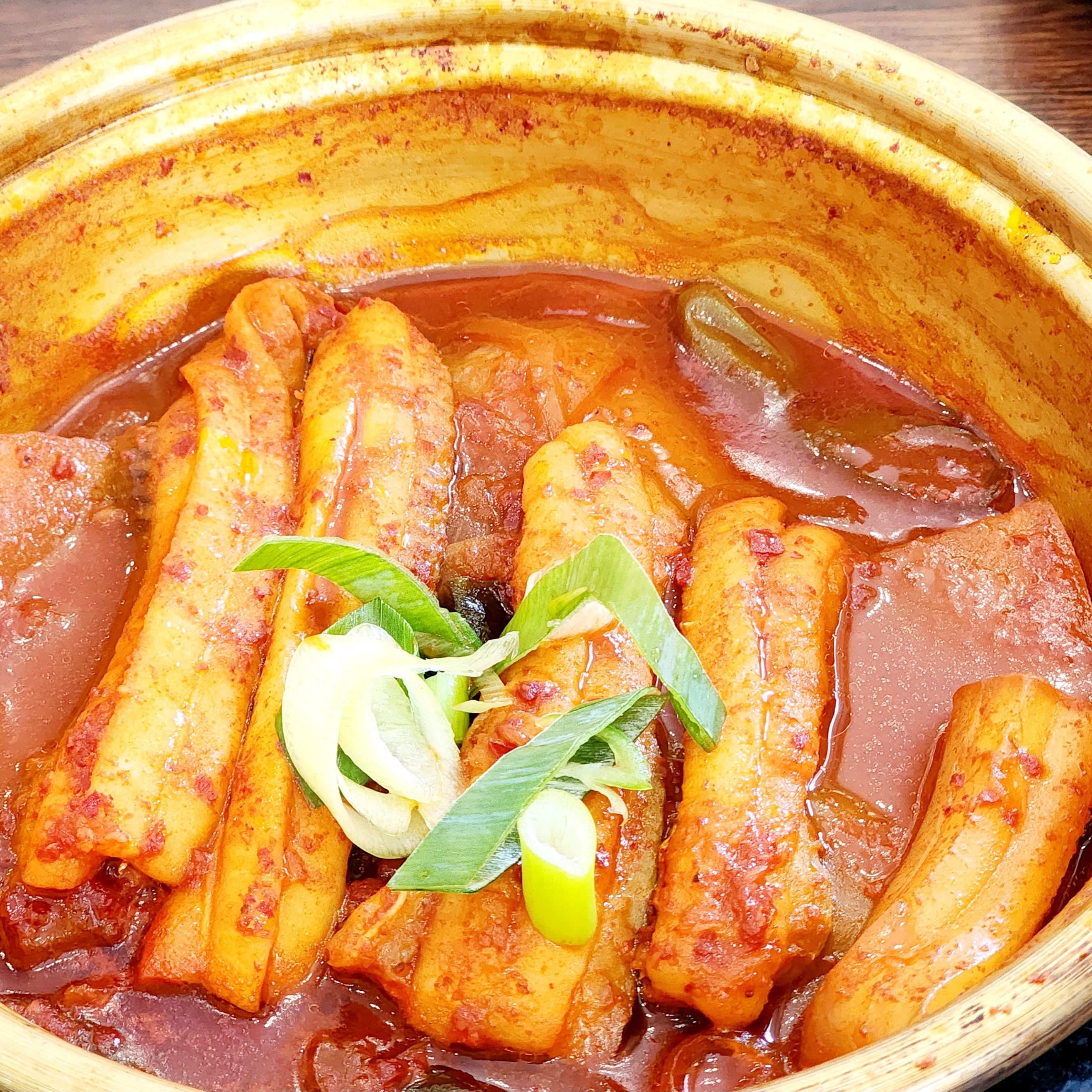 순살.뼈 선택할수 있고 1인 주문이 가능해서 좋았어요.고등어도 짜지 않아 맛있었습니다.잘