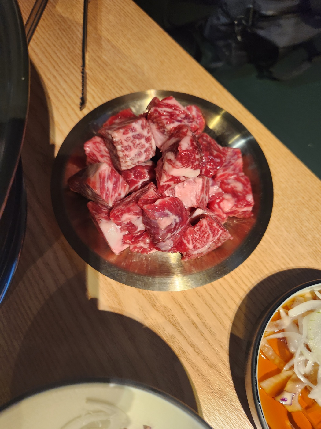 저희는 갈비살이랑 큐브 눈꽃살 먹었는데 - 대구 맛집 담가화로구이 대구수성못점