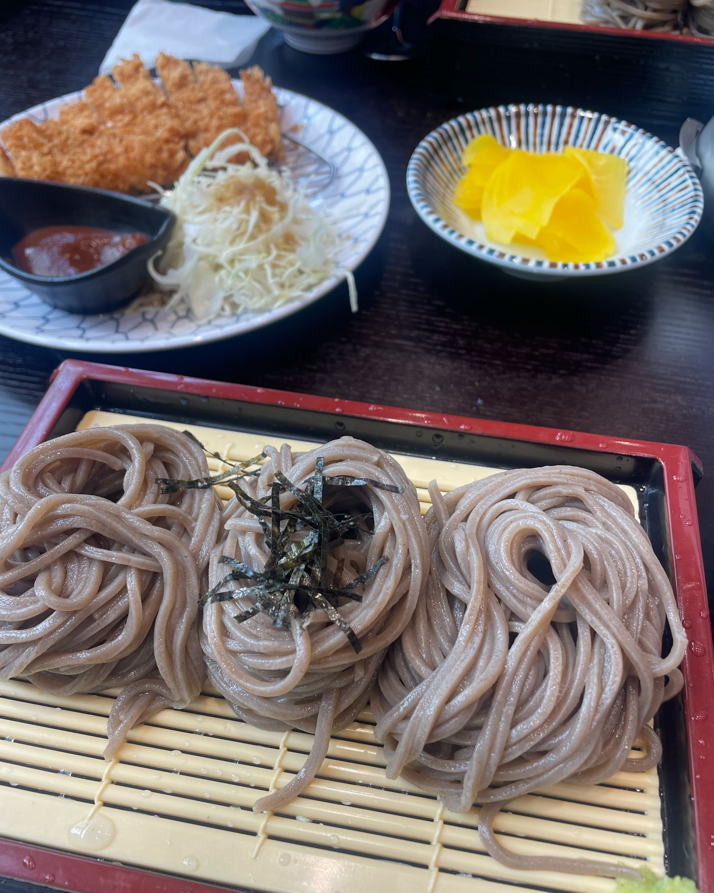 가까이 생겨 점심시간에 다녀오기 좋아요 - 평촌역 맛집 삼동소바 평촌에이치타워점