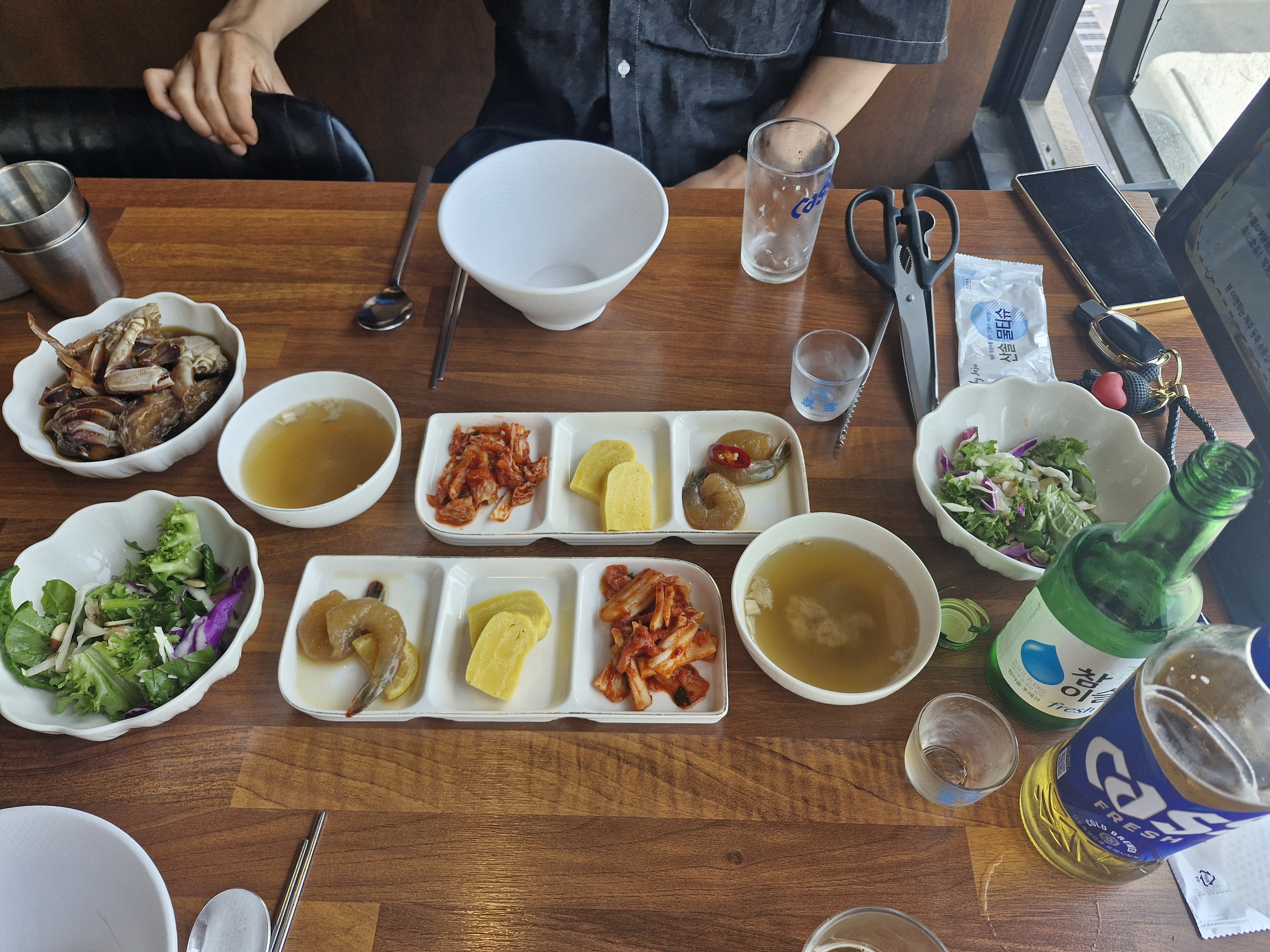 분위기 갠찮고 뷰맛집이네요^0^ 섞어조림 간장게장 맛있게 먹구 가요~~잘먹었습니당~**ㅎ - 제주 맛집 함덕 연옥