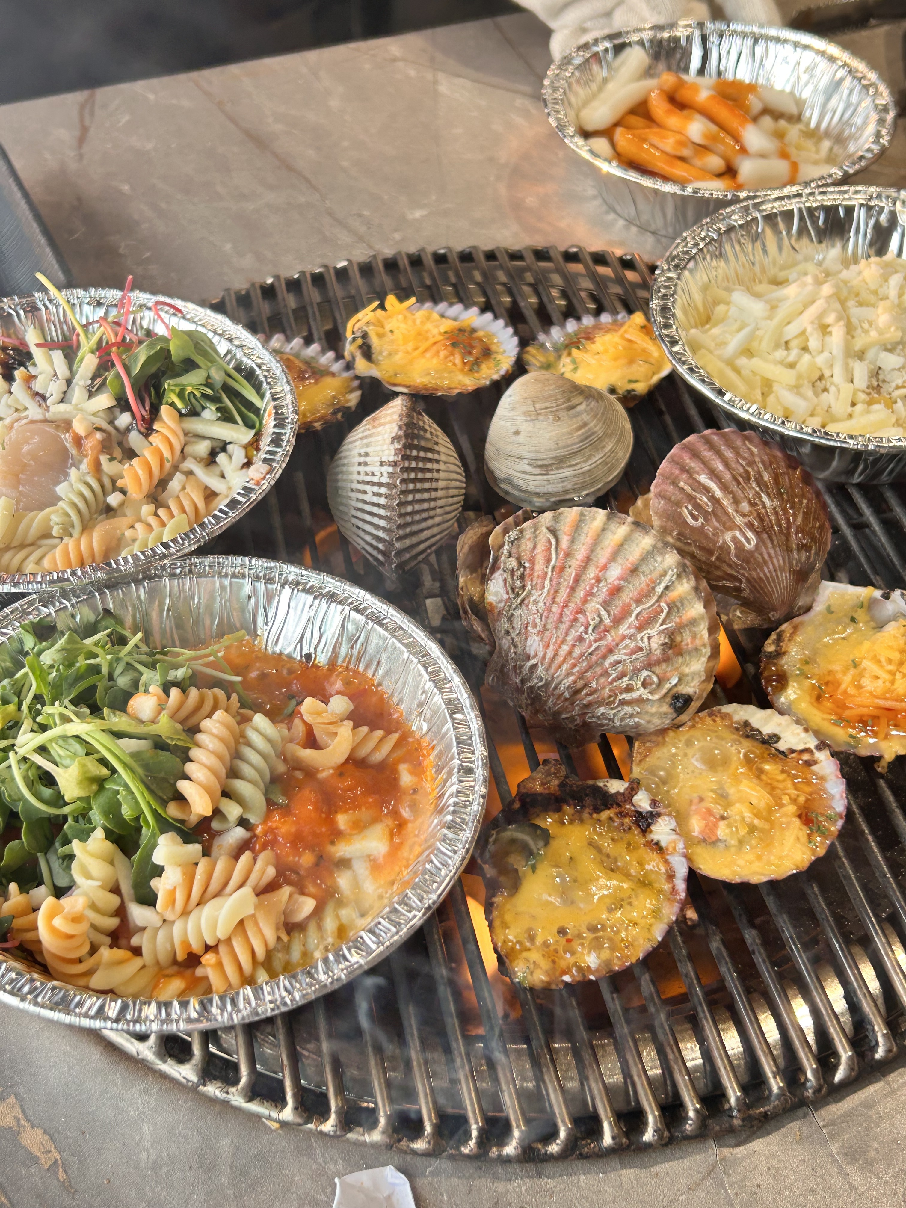 친절하시고 메뉴 구성도 좋고 맛있어요ㅎㅎㅎ - 인천 맛집 청춘조개 월미도직영점