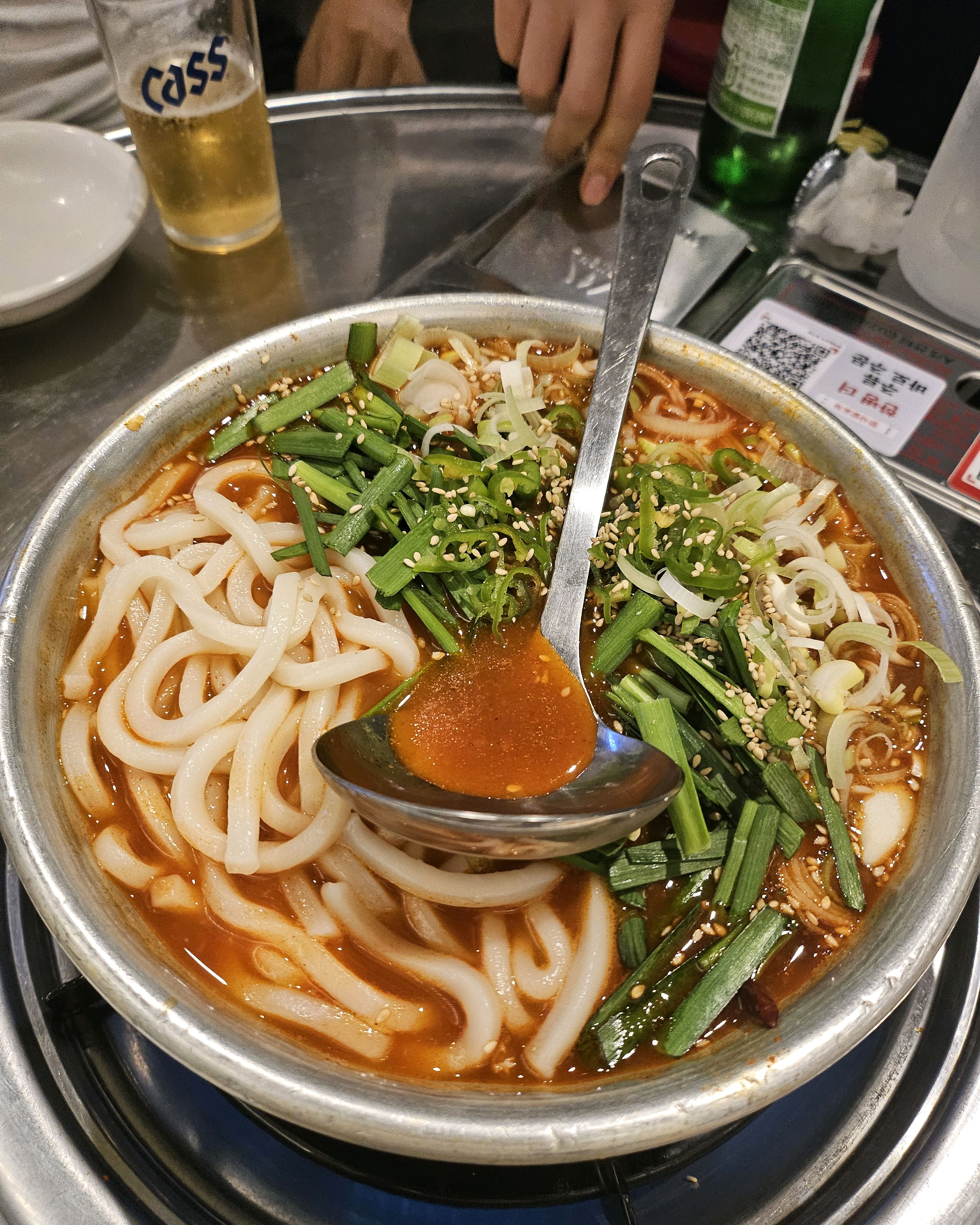 곱도리탕 땡겨서 왔어요!!! 양도 푸짐하고 너무맛있어요!!! 평일인데도 사람 짱많아요ㅎㅎㅎ